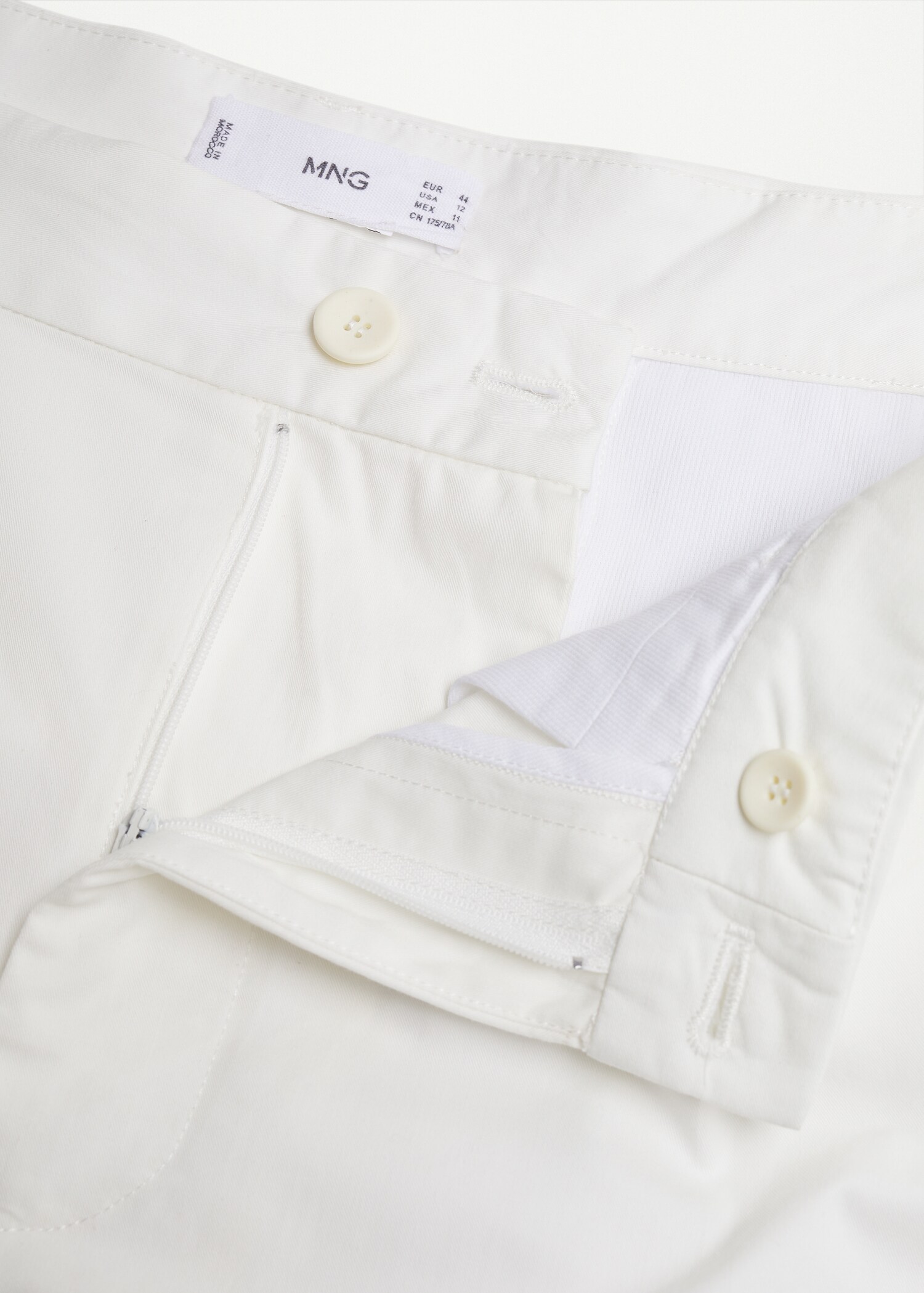Pleated cargo pants - Details of the article 8