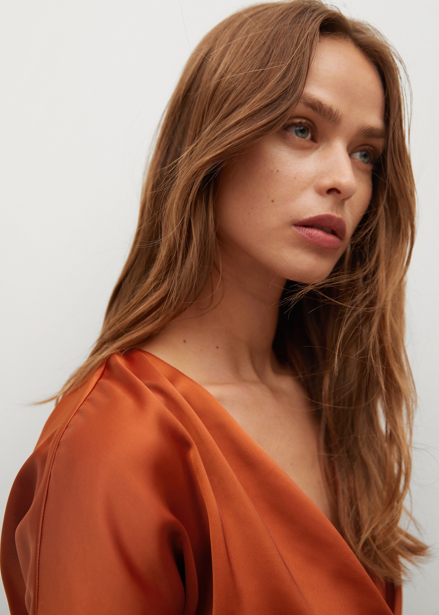 Vestido plisado satinado - Detalle del artículo 2