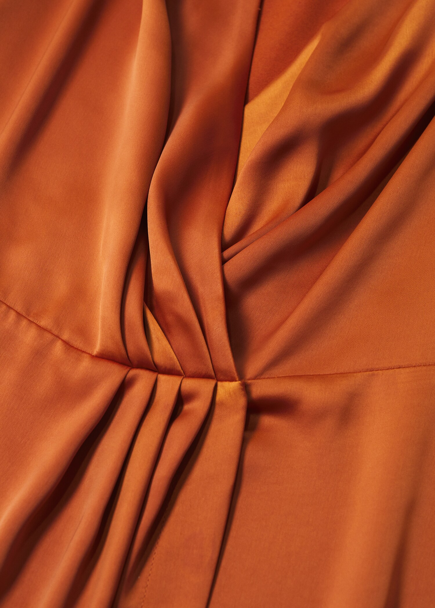 Vestido plisado satinado - Detalle del artículo 8