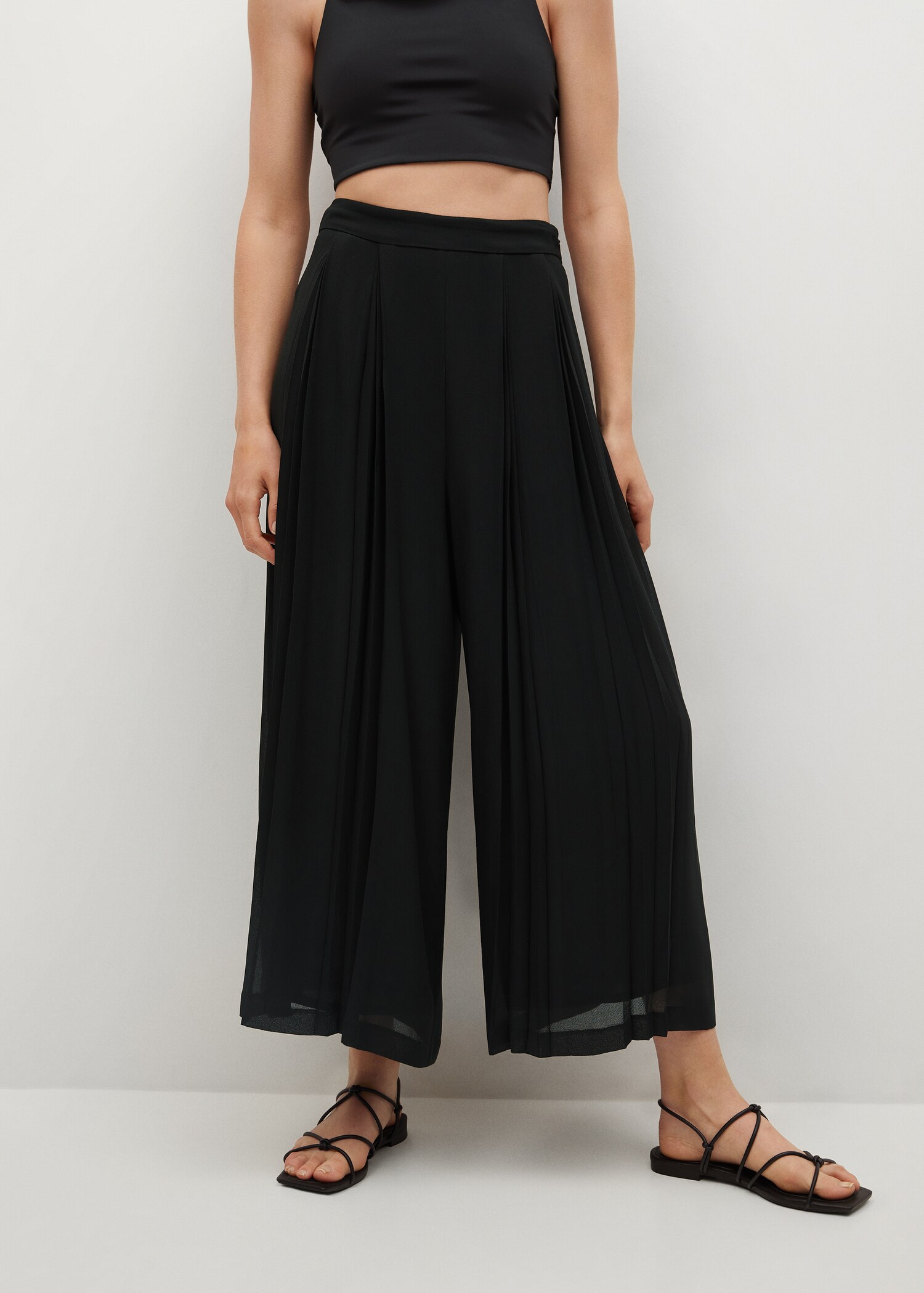 Pantalón culotte pliegues - Plano medio