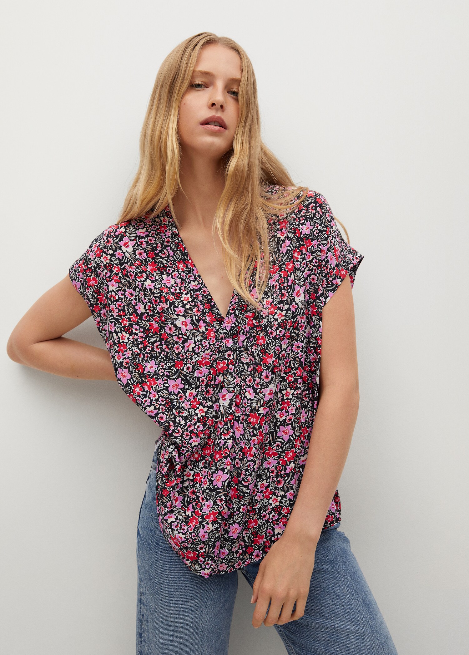 Blusa oversize estampada - Plano medio