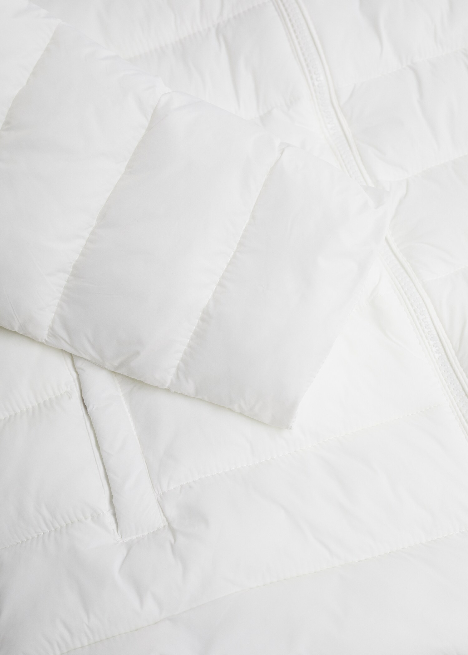 Long collar quilted coat - Details of the article 8