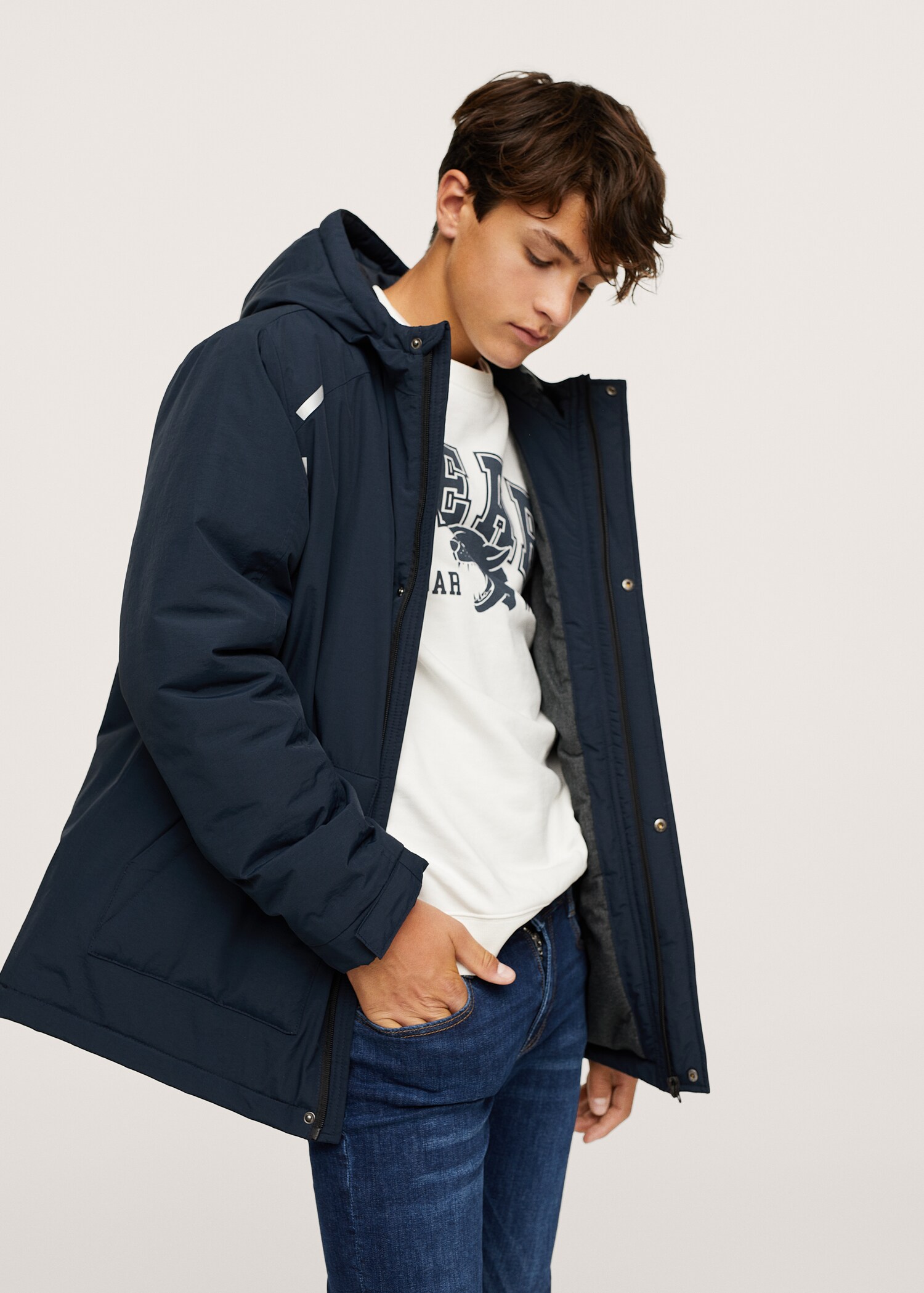 Anorak acolchado capucha - Plano medio
