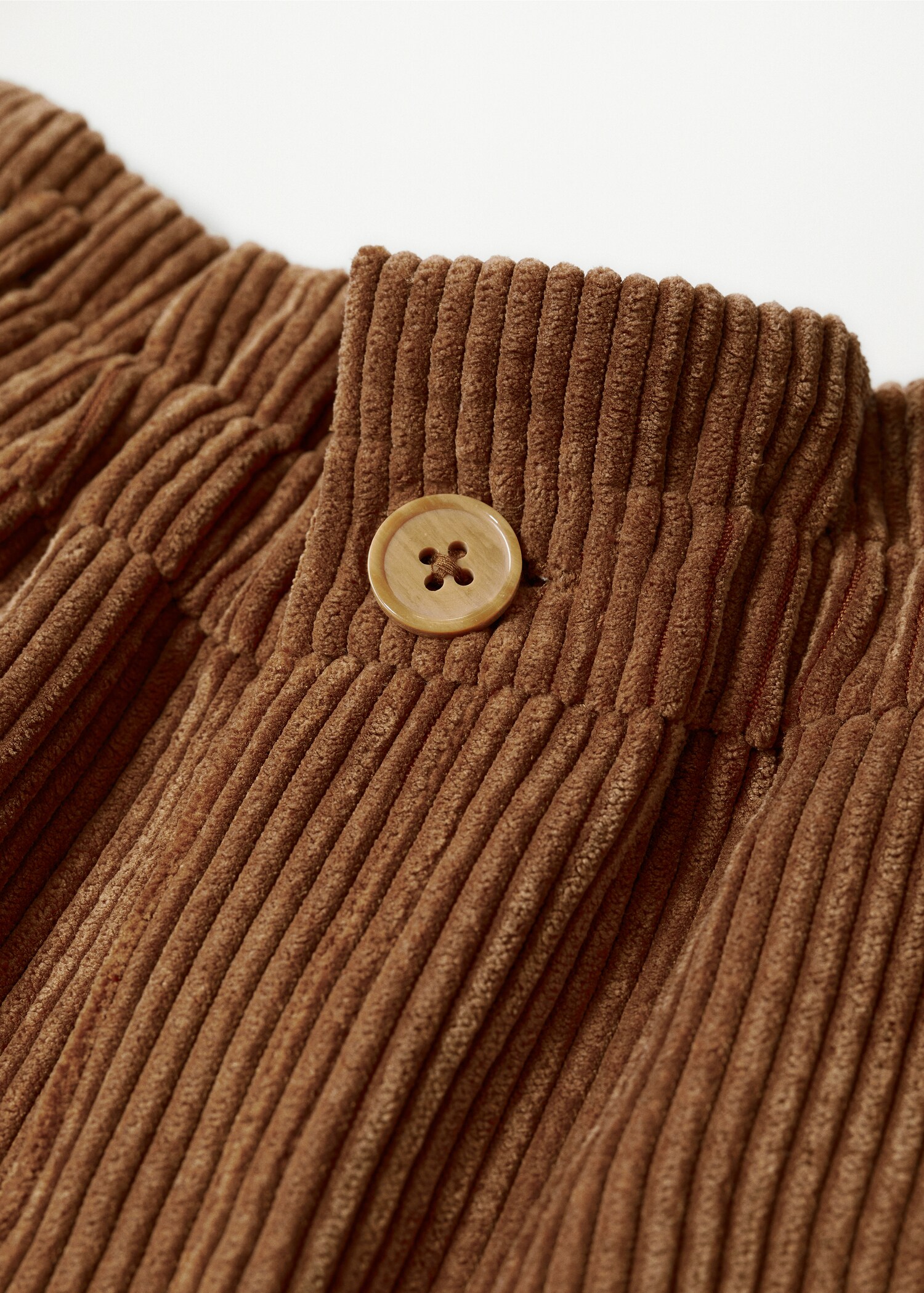 Paperbag-Shorts aus Cord - Detail des Artikels 8