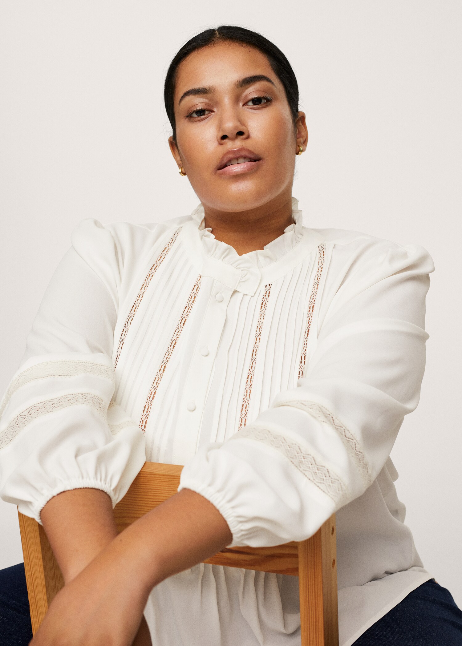 Pleated details blouse - Details of the article 3