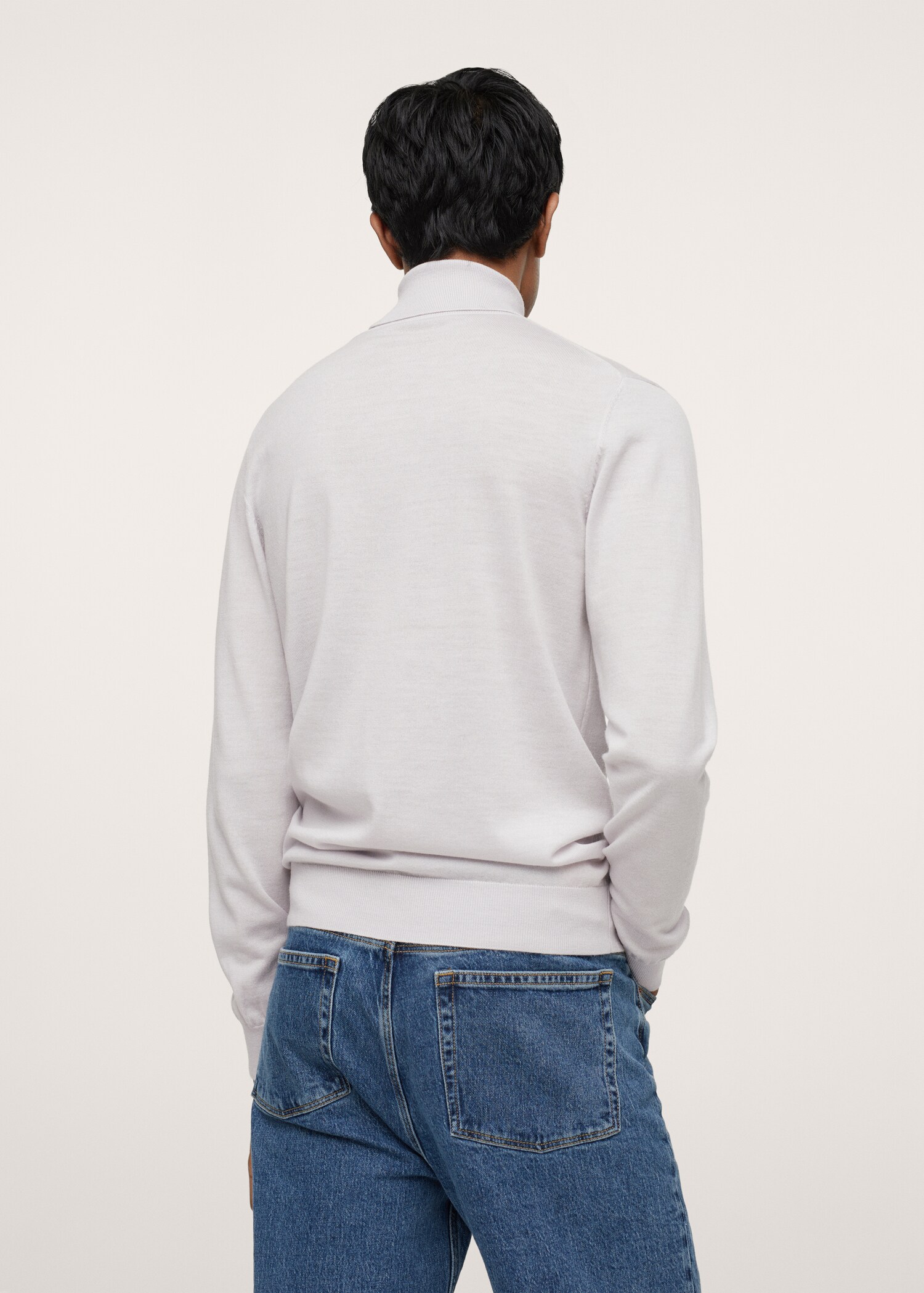 Turtleneck wool sweater - Reverse of the article