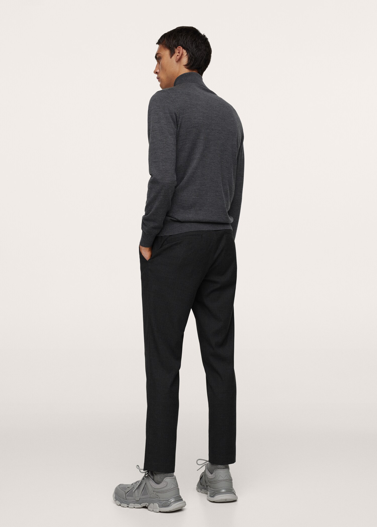 Turtleneck wool sweater - Reverse of the article