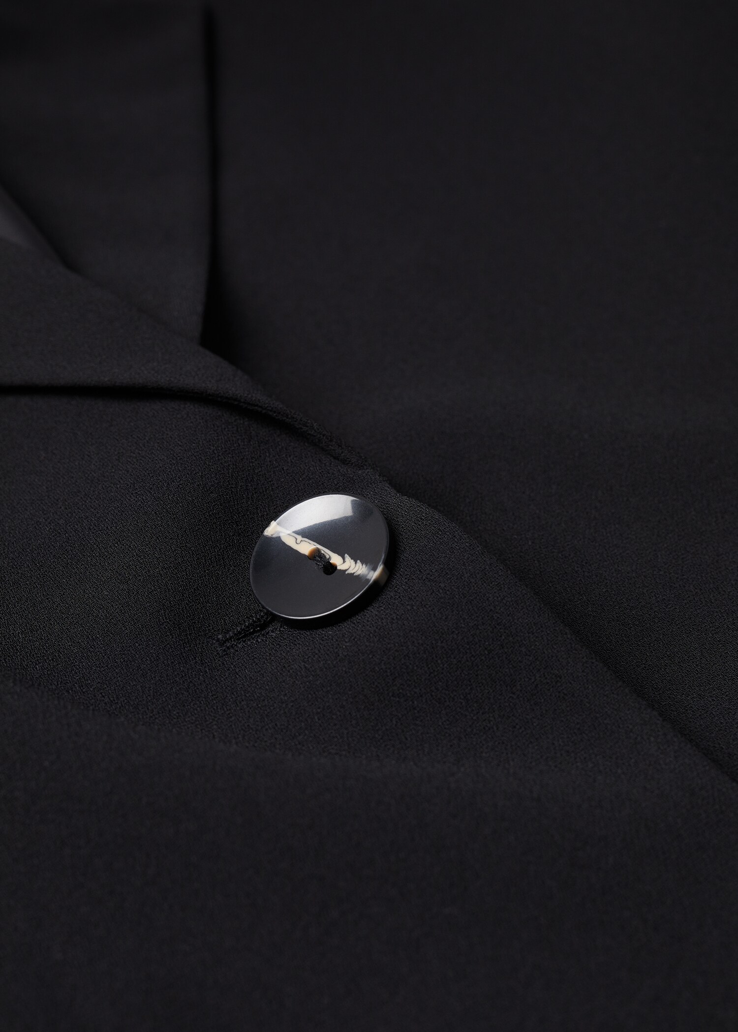 Essential structured blazer - Details of the article 8