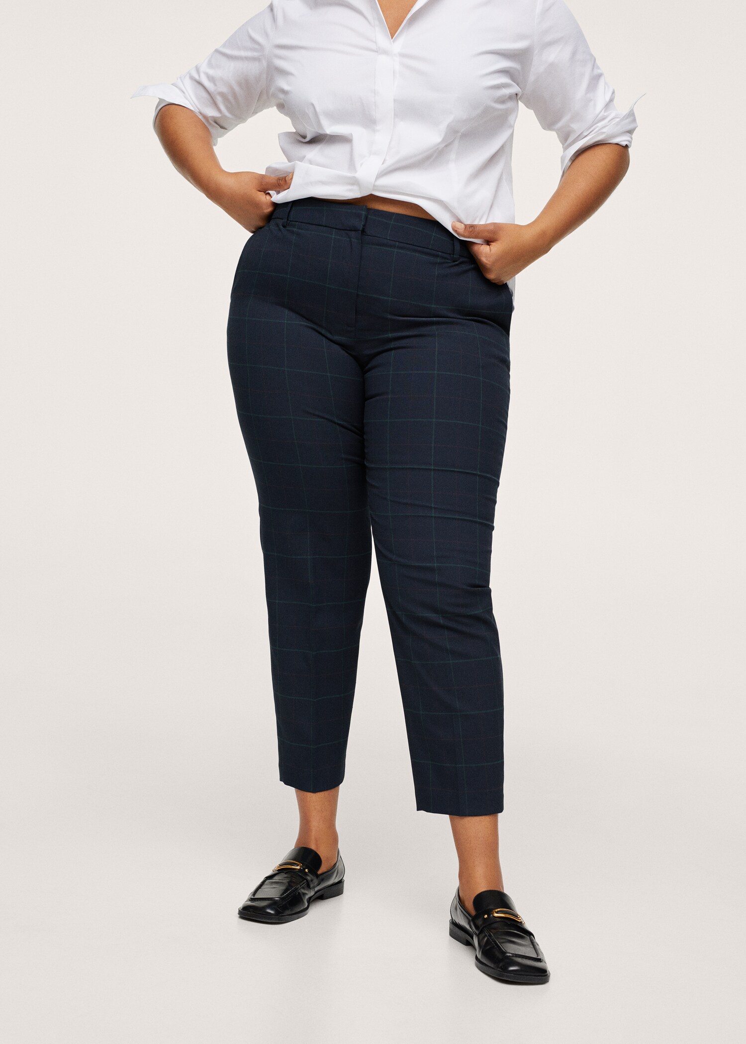 Pantalón recto algodón reciclado - Plano medio