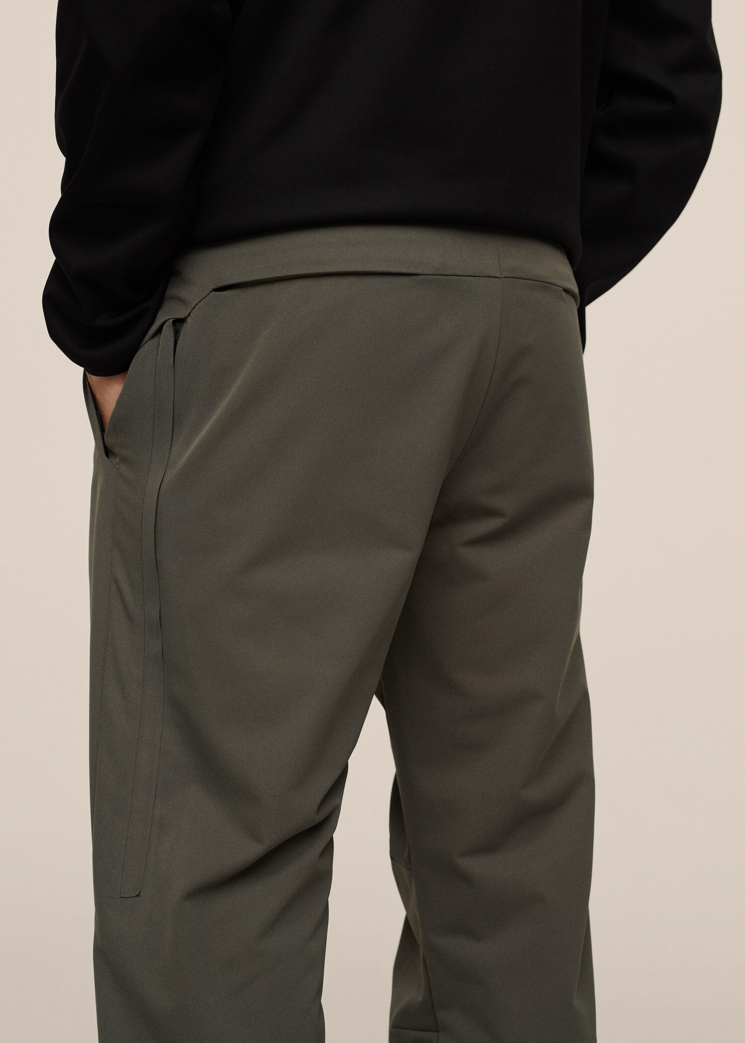 Breathable non-crease trousers - Details of the article 2