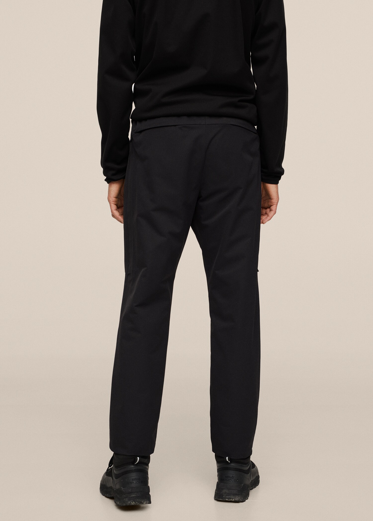 Breathable non-crease trousers - Reverse of the article