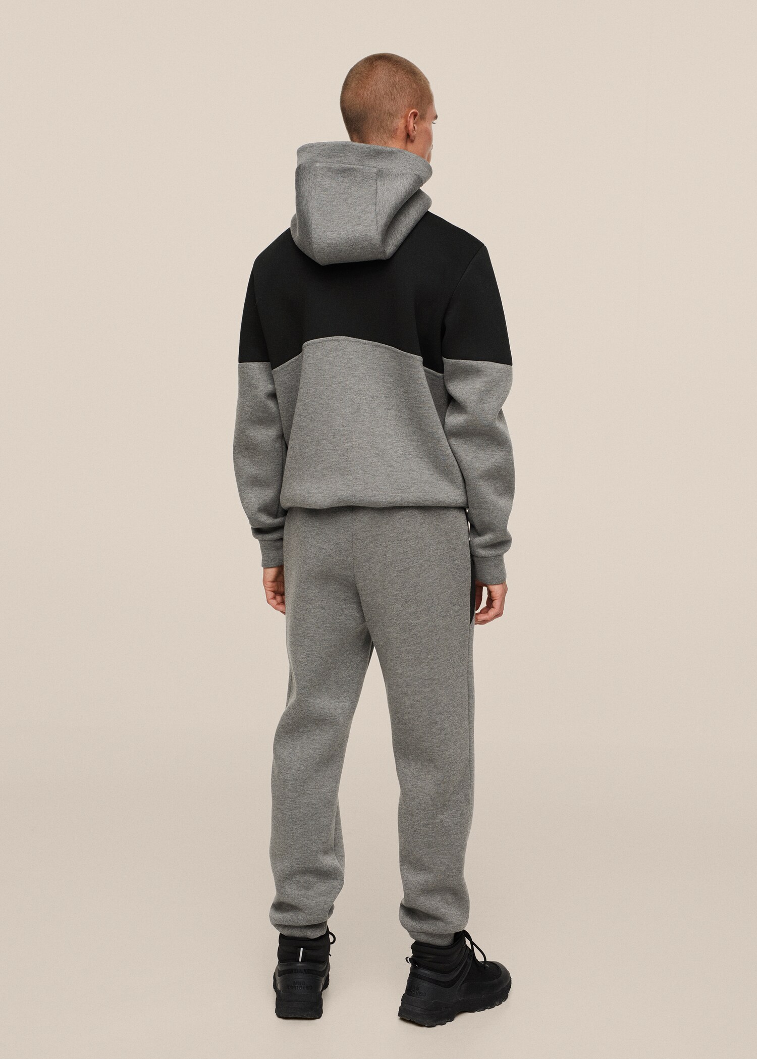 Sudadera transpirable antibacteria - Reverso del artículo
