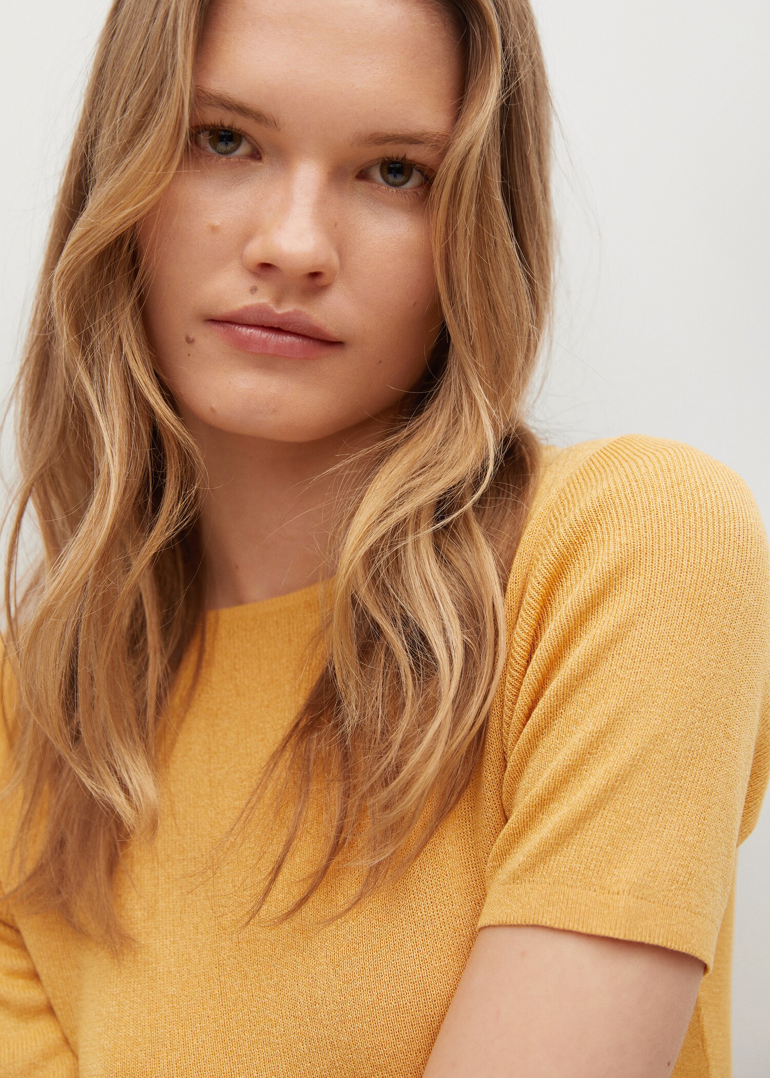 Side slit knit dress - Details of the article 1