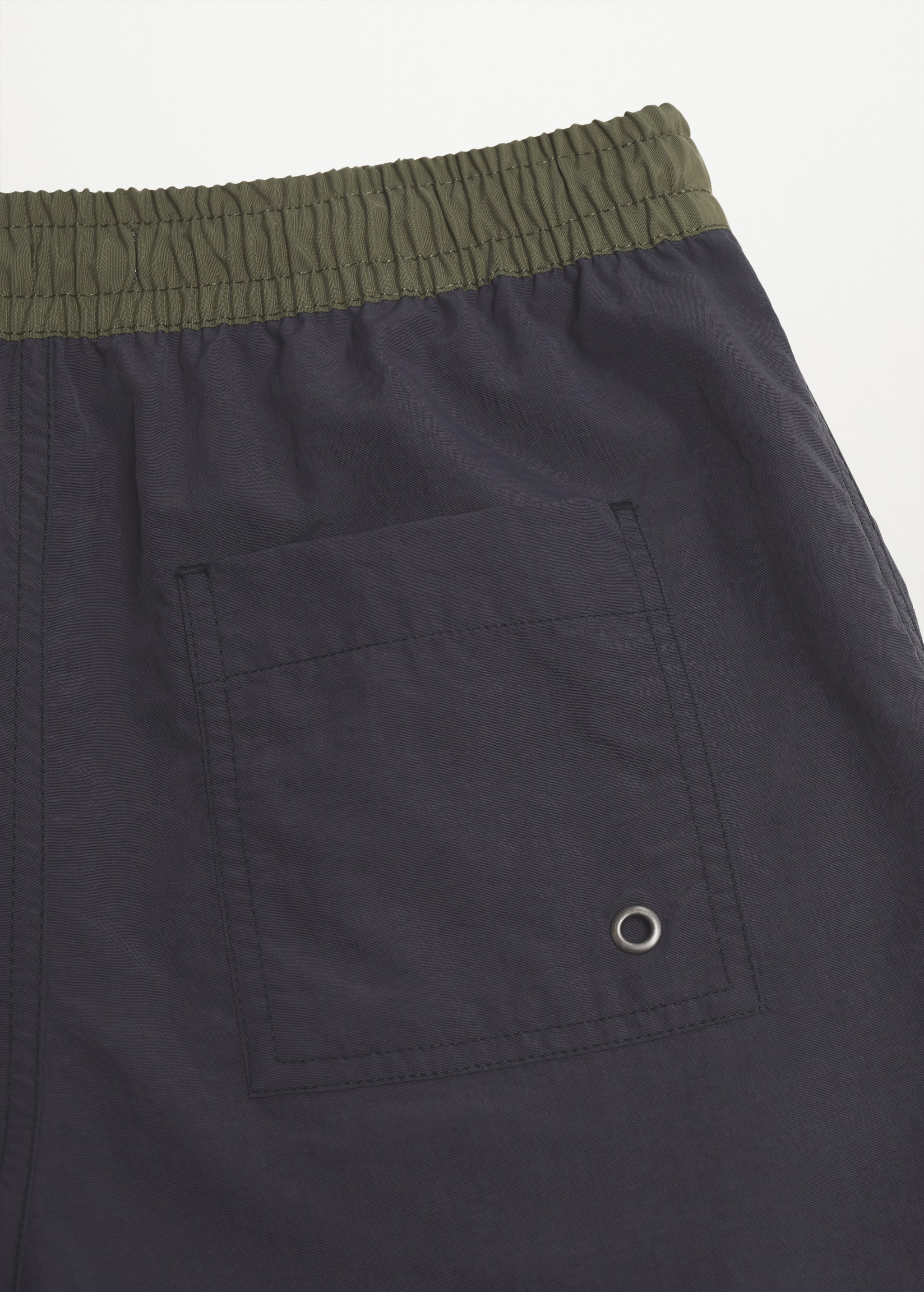 Basic two-tone swimming trunks - Details of the article 8