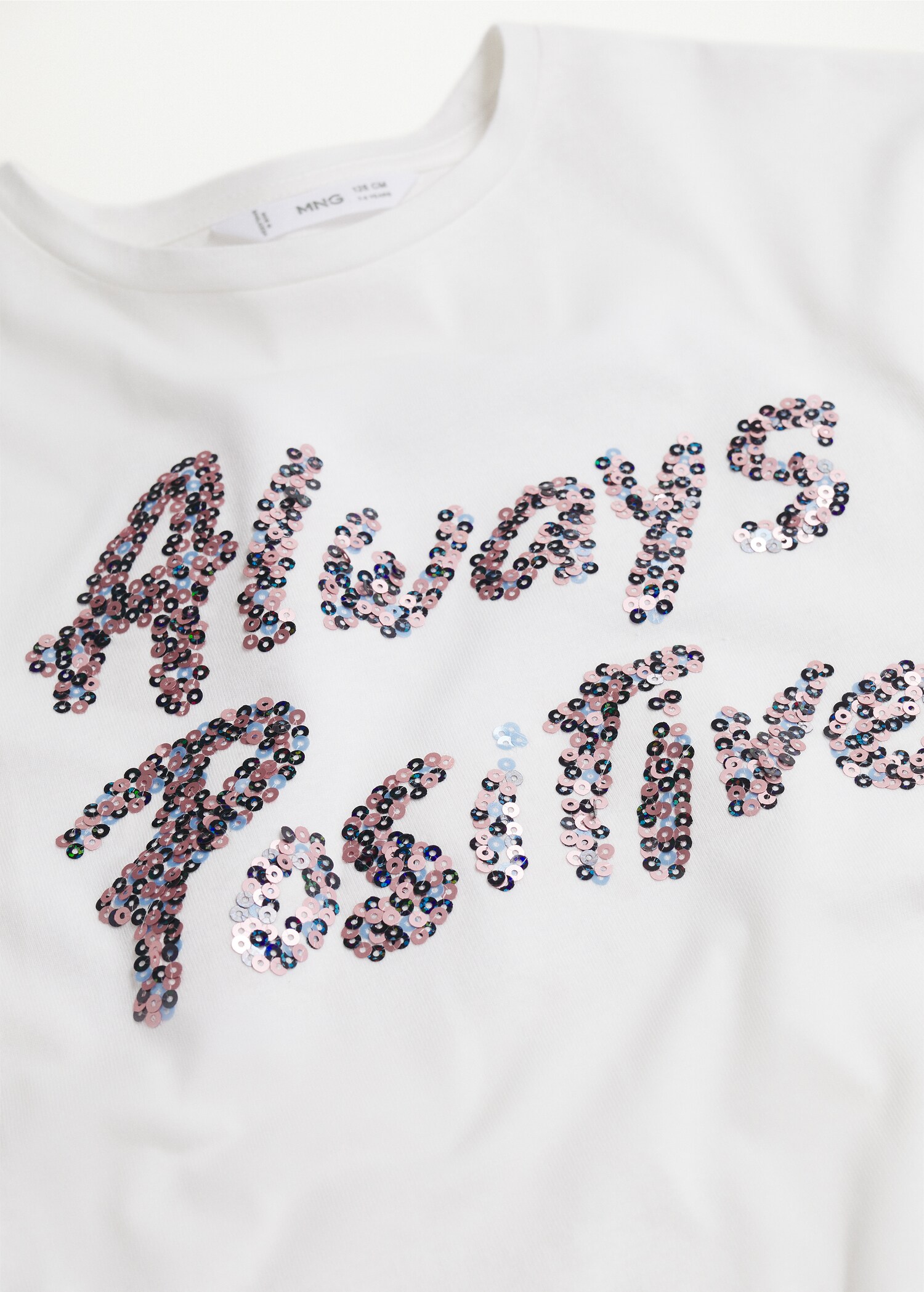 Sequined message T-shirt - Details of the article 8