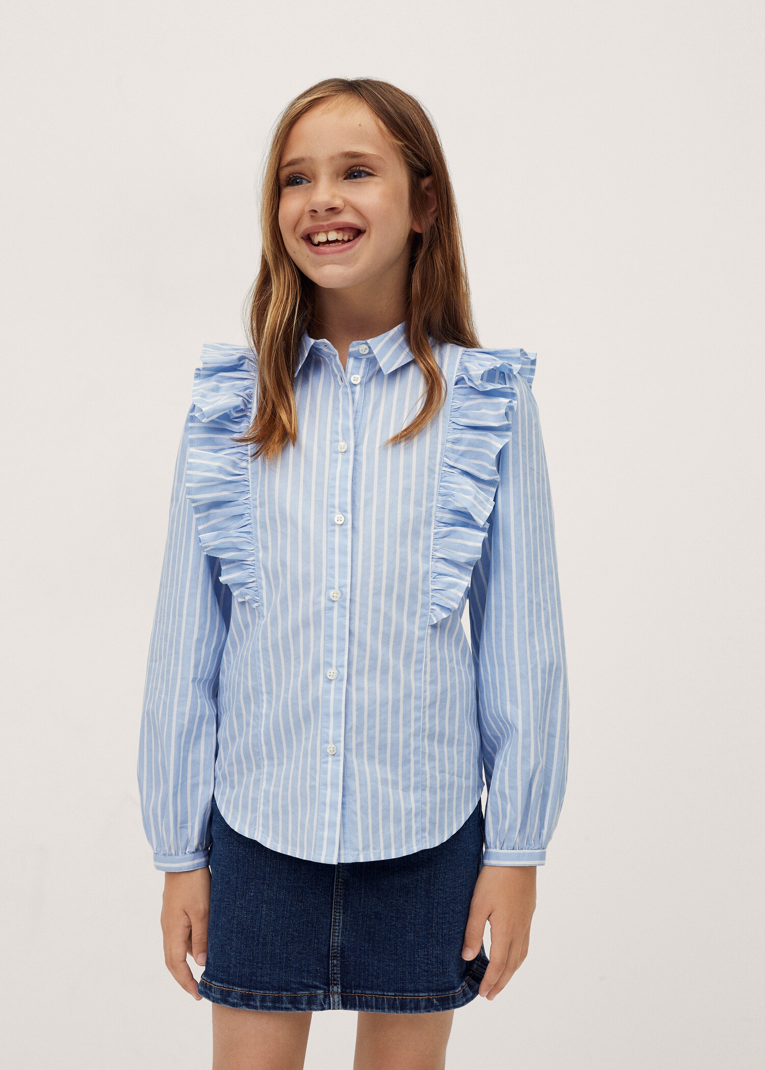 Blusa rayas volantes - Plano medio