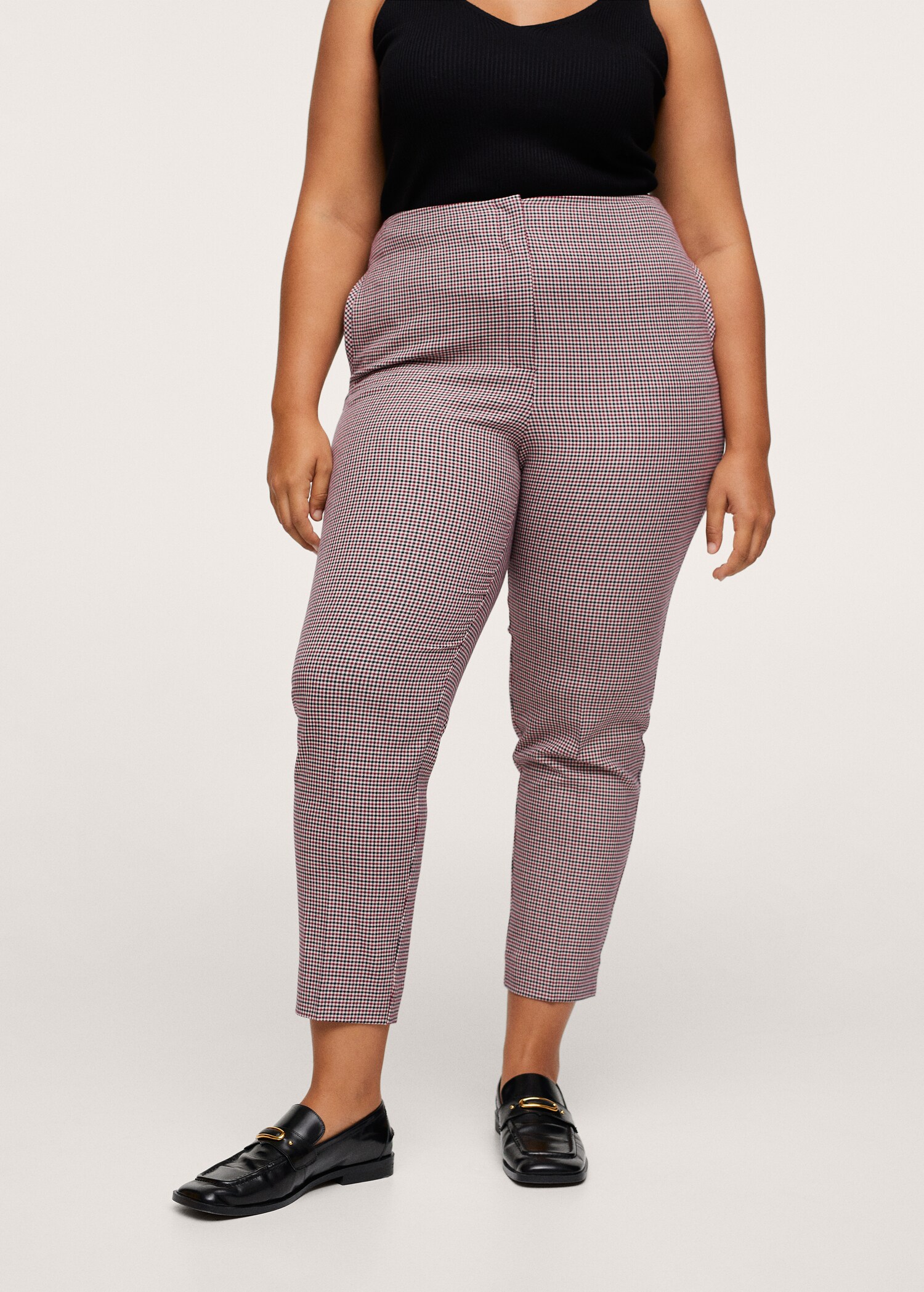 Pantalón pitillo crop - Plano medio