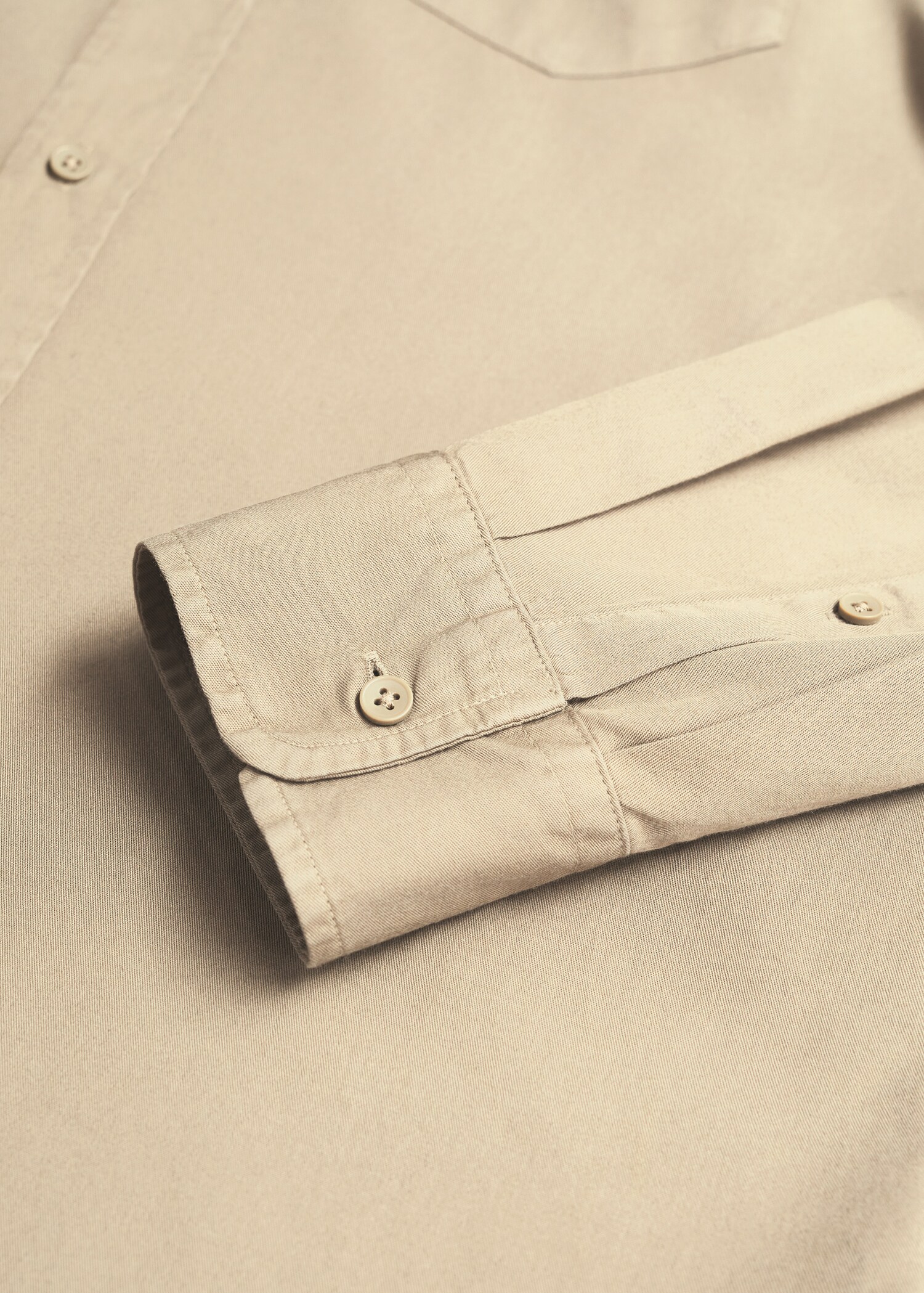 Bavlněná košile regular fit s kapsou - Detail zboží 8