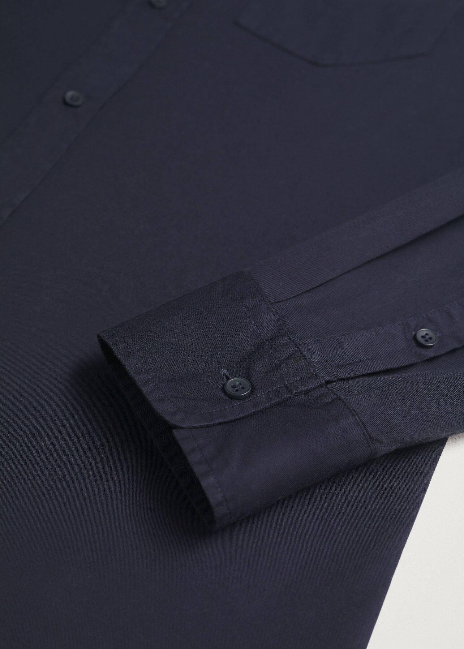 Bavlněná košile regular fit s kapsou - Detail zboží 7