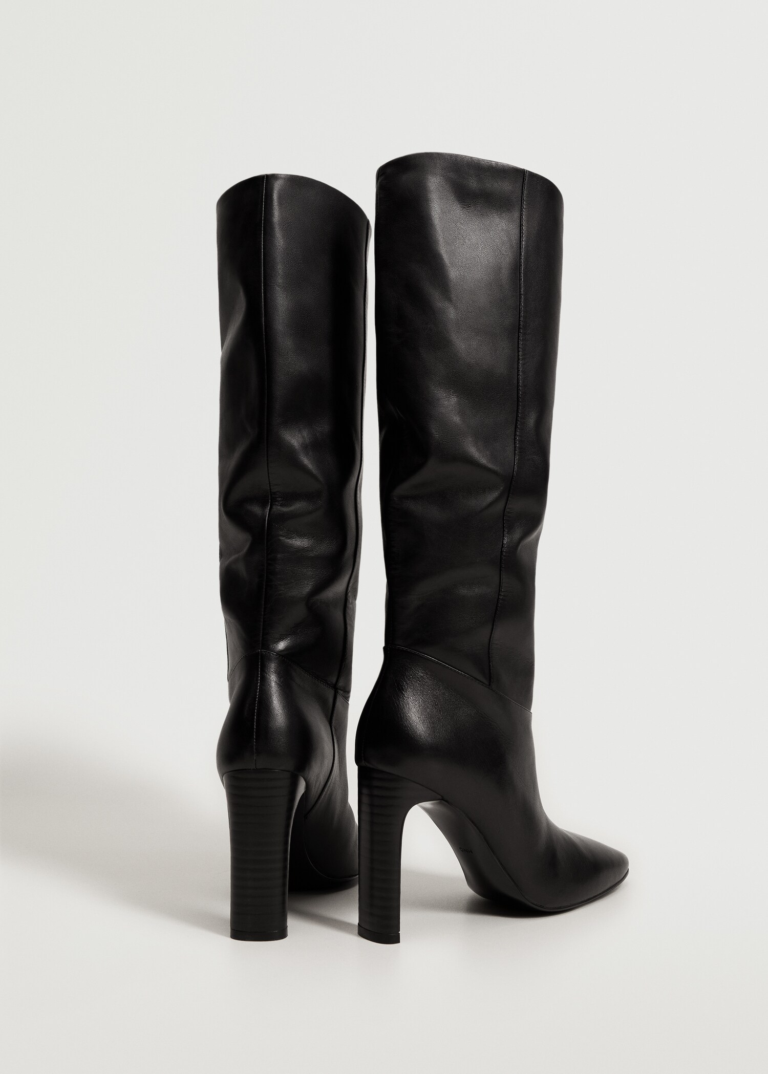 Leather boots with tall leg - Details of the article 2