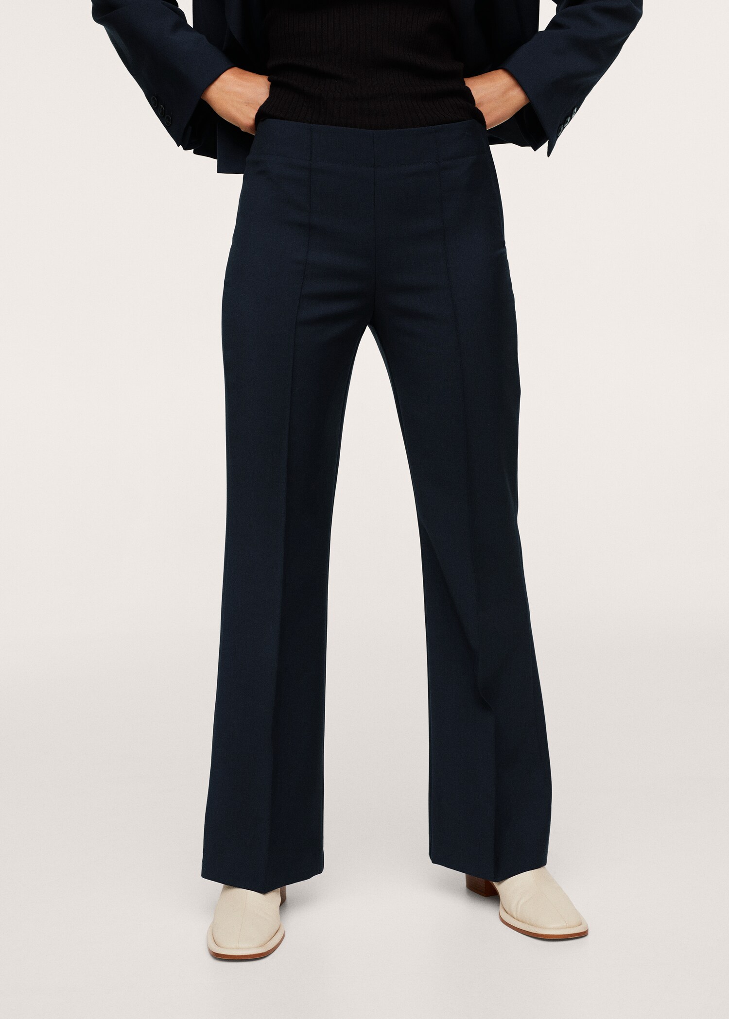 Pantalón traje lana - Plano medio