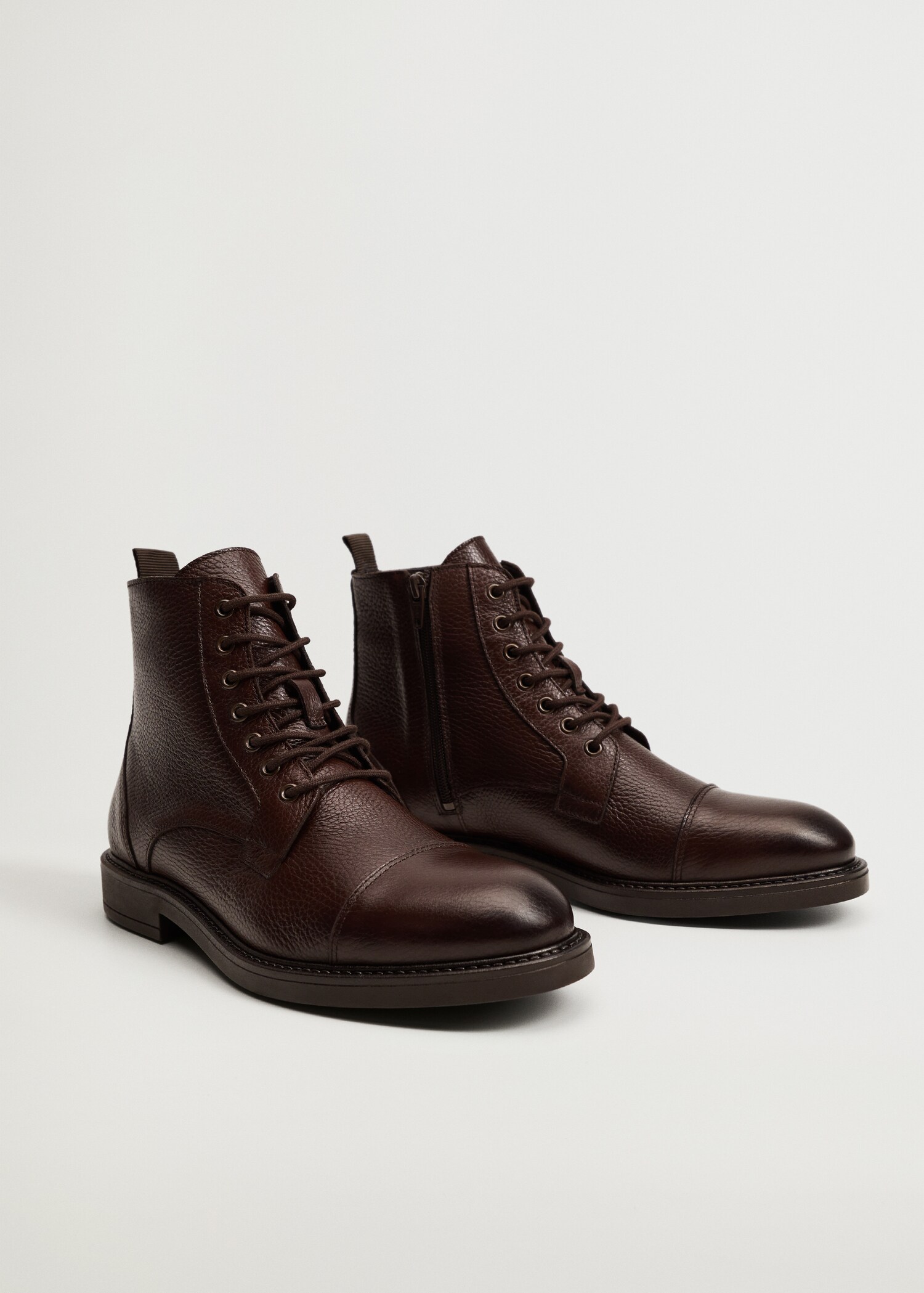 Lace-up leather boots - Medium plane