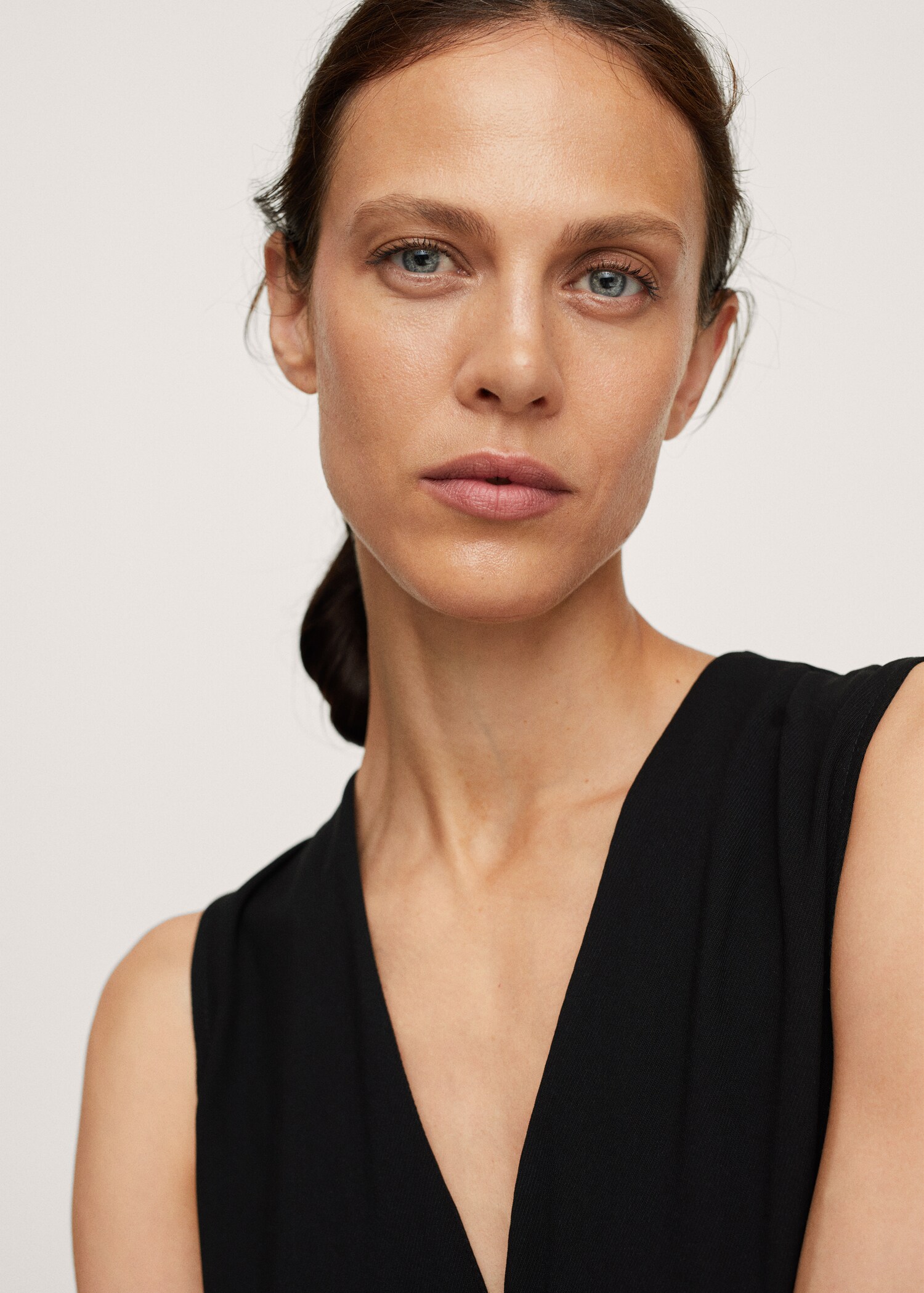 Bow wrap jumpsuit - Details of the article 1