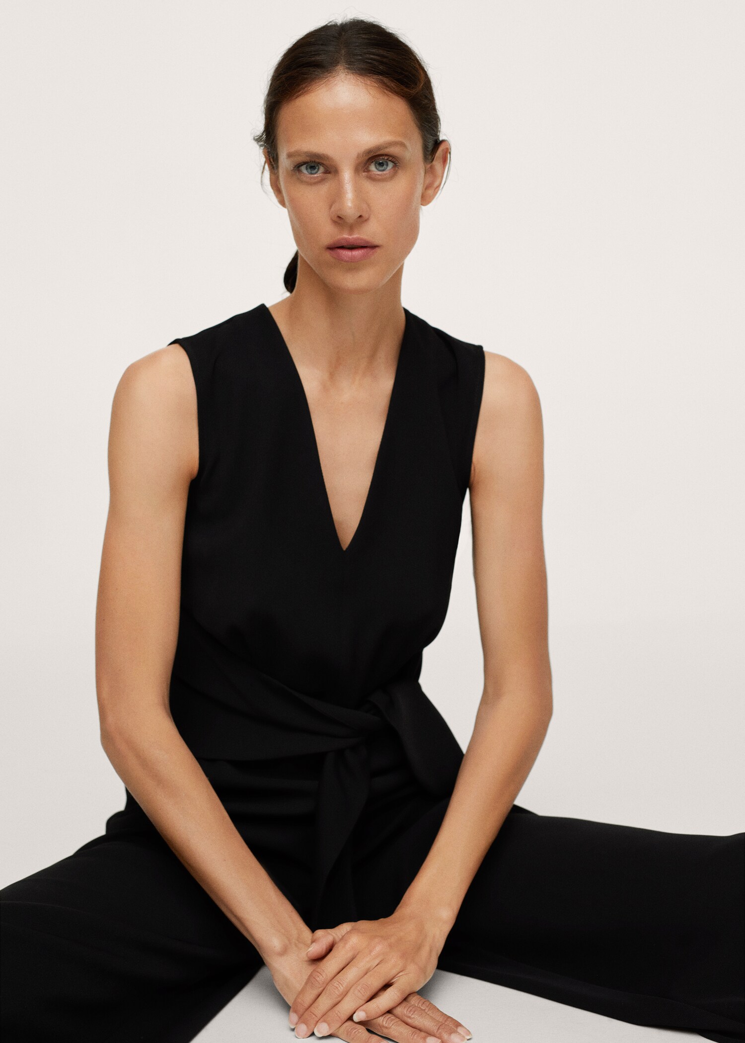 Bow wrap jumpsuit - Details of the article 3