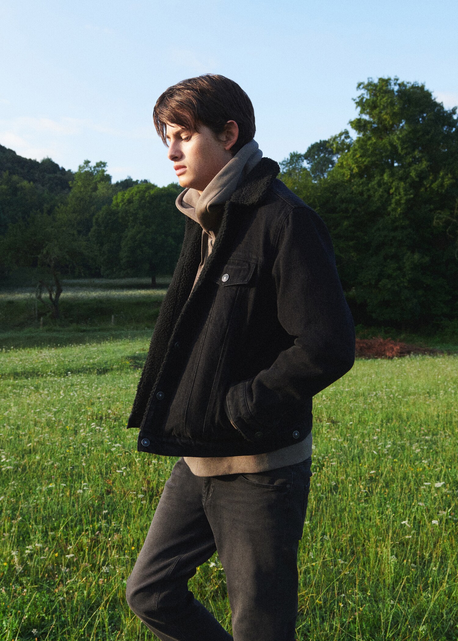 Slim-fit cropped jeans - Details of the article 5