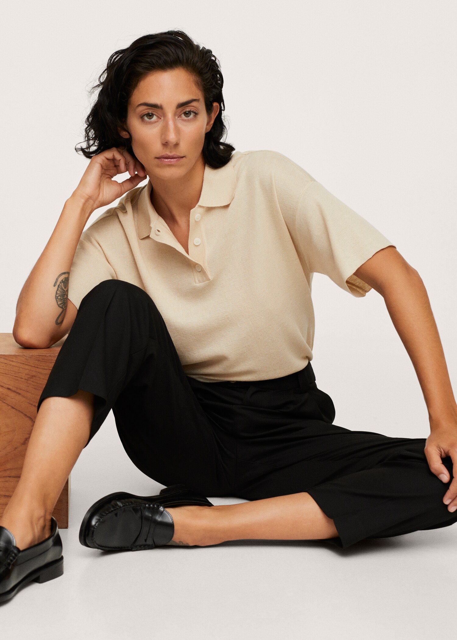 Pleated straight trousers - Details of the article 2