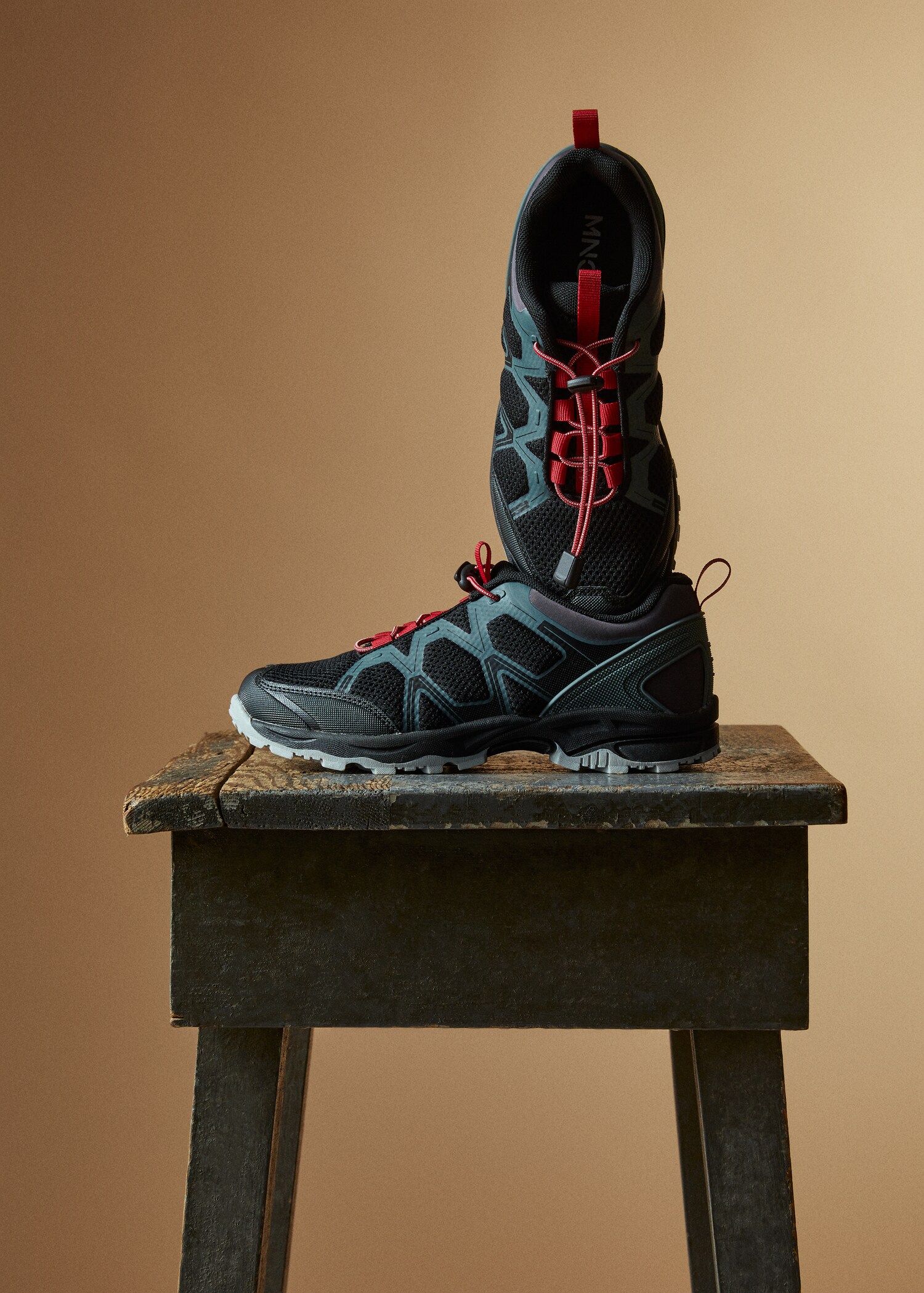 Deportiva suela track - Detalle del artículo 6