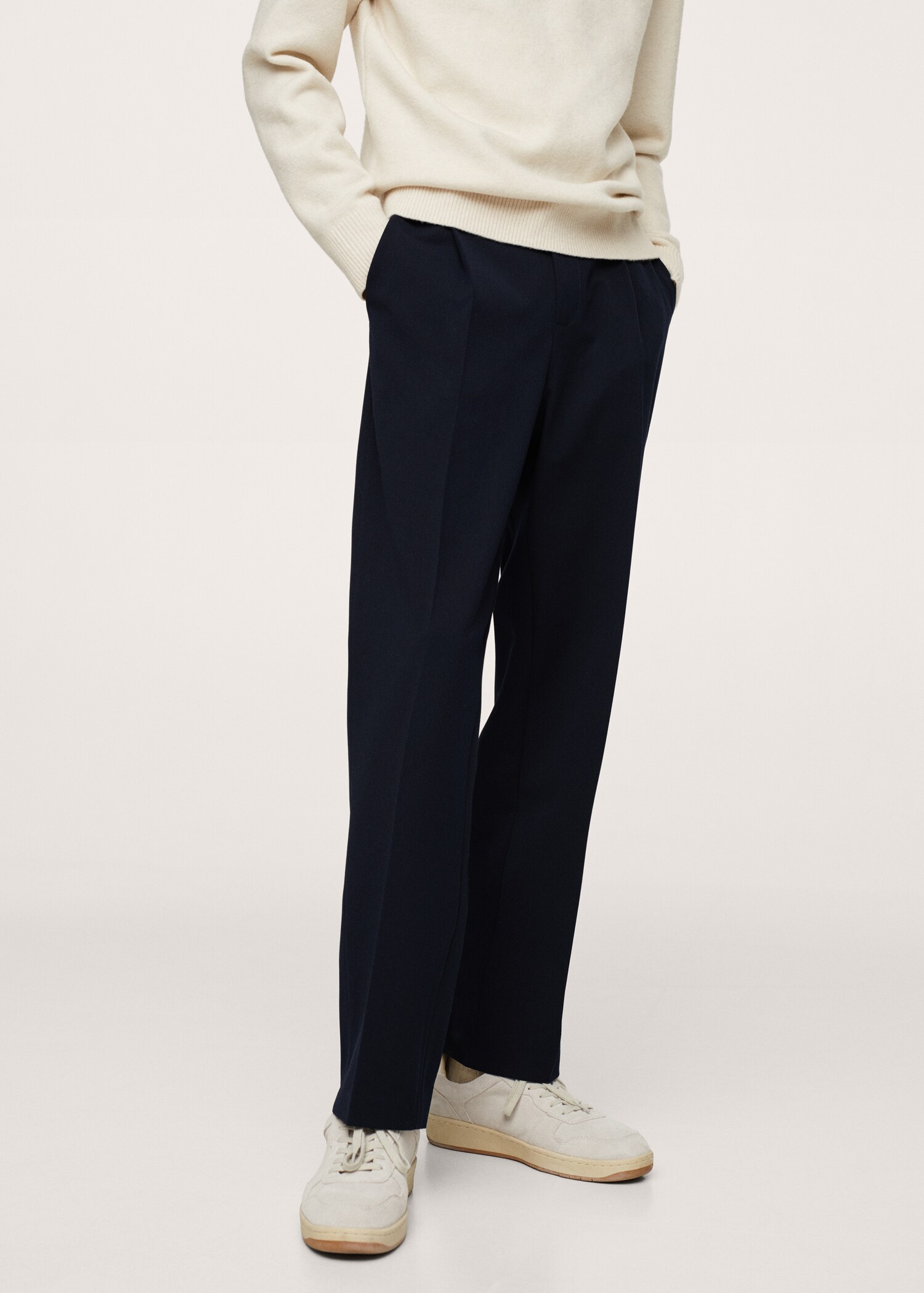 Loose-fit pleated trousers  - Medium plane