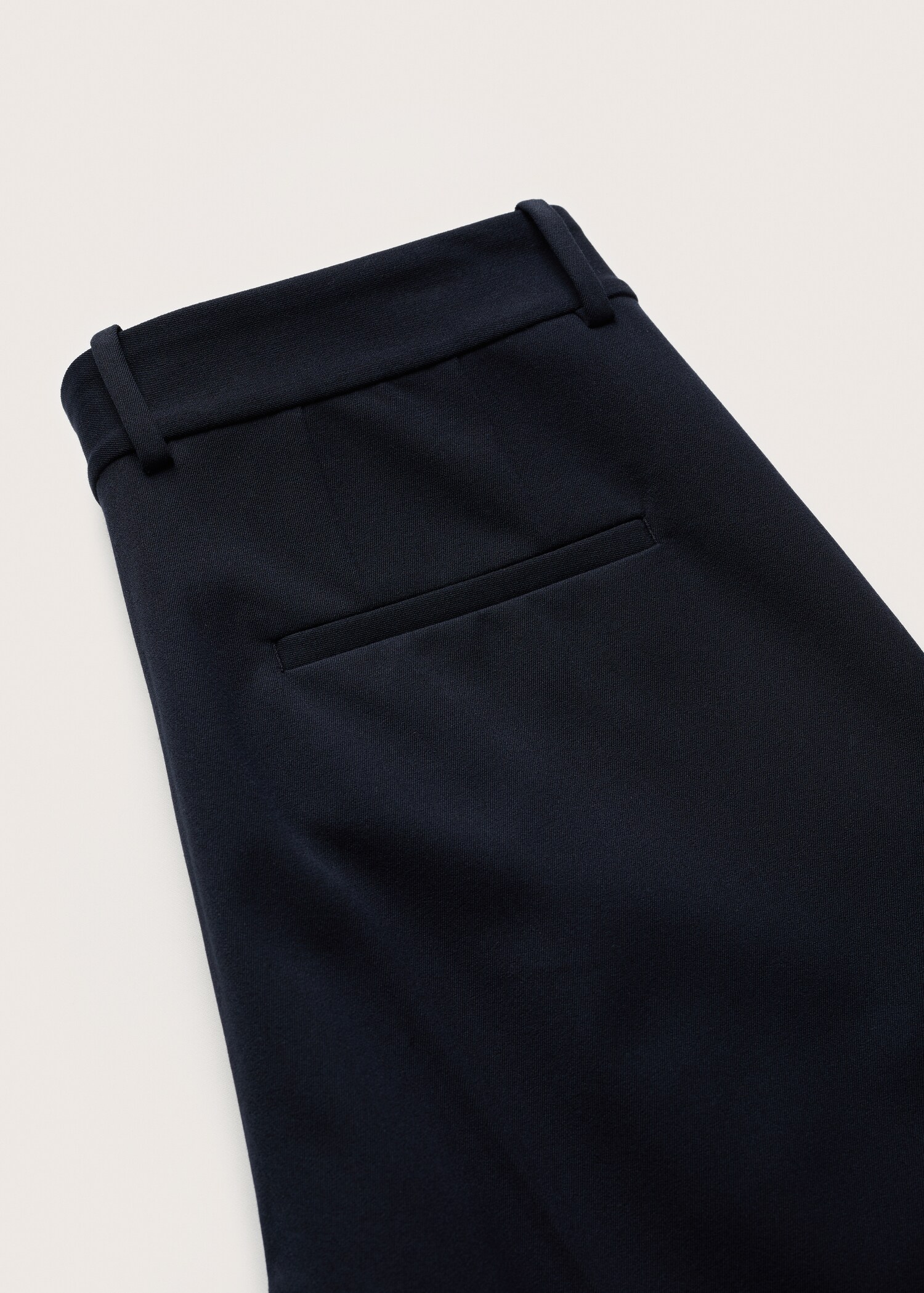 Loose-fit pleated trousers  - Details of the article 8