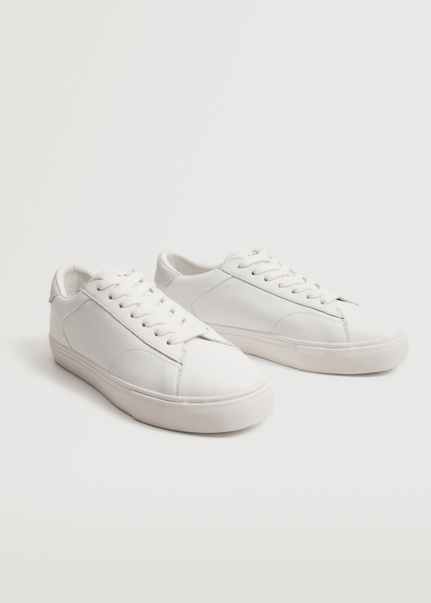 Deportivas piel cordones - Plano medio