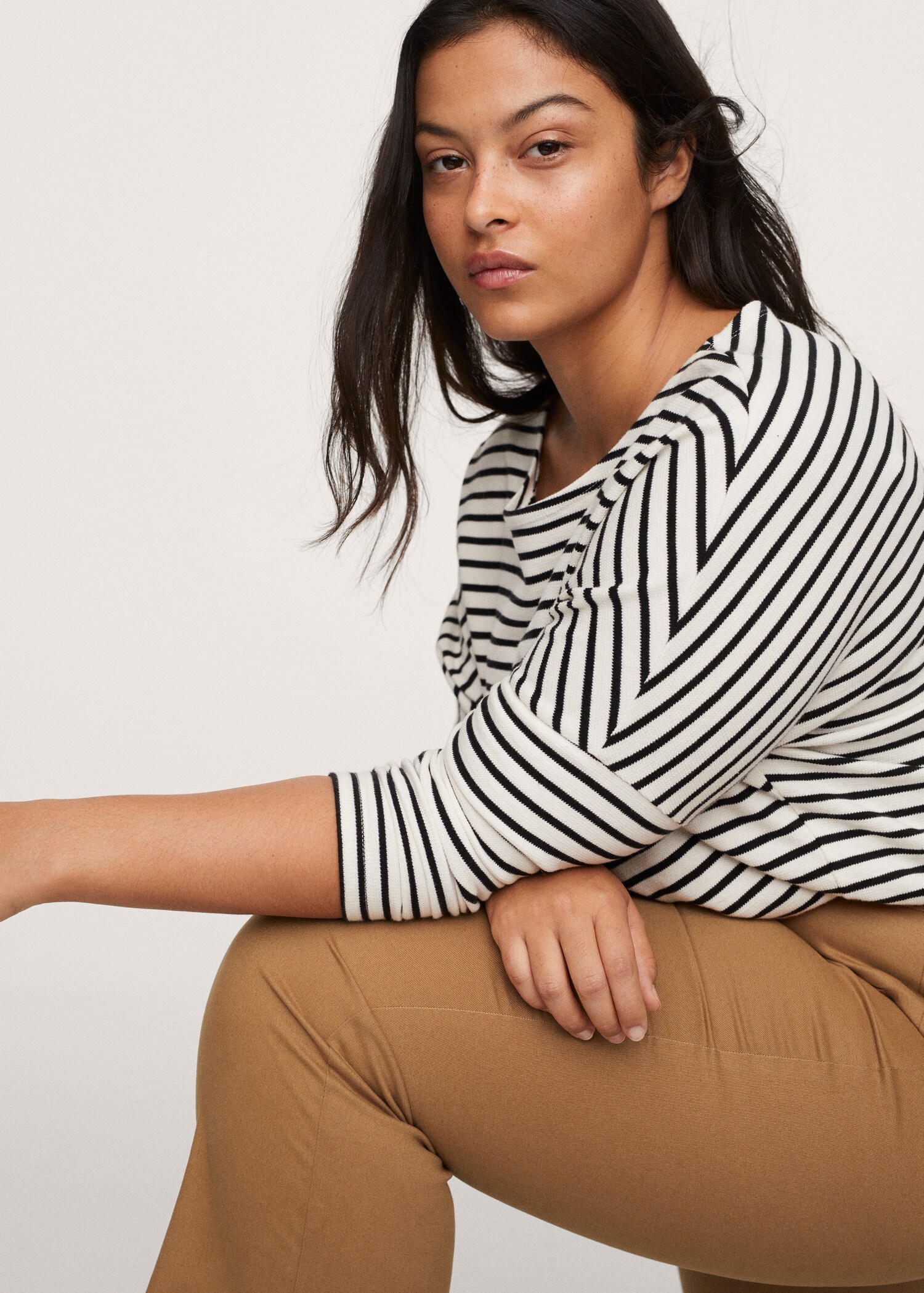 Flare crop trousers - Details of the article 2