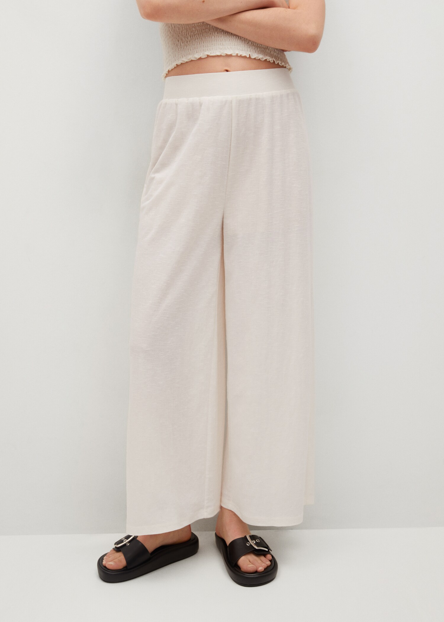 Pantalón culotte fluido - Plano medio