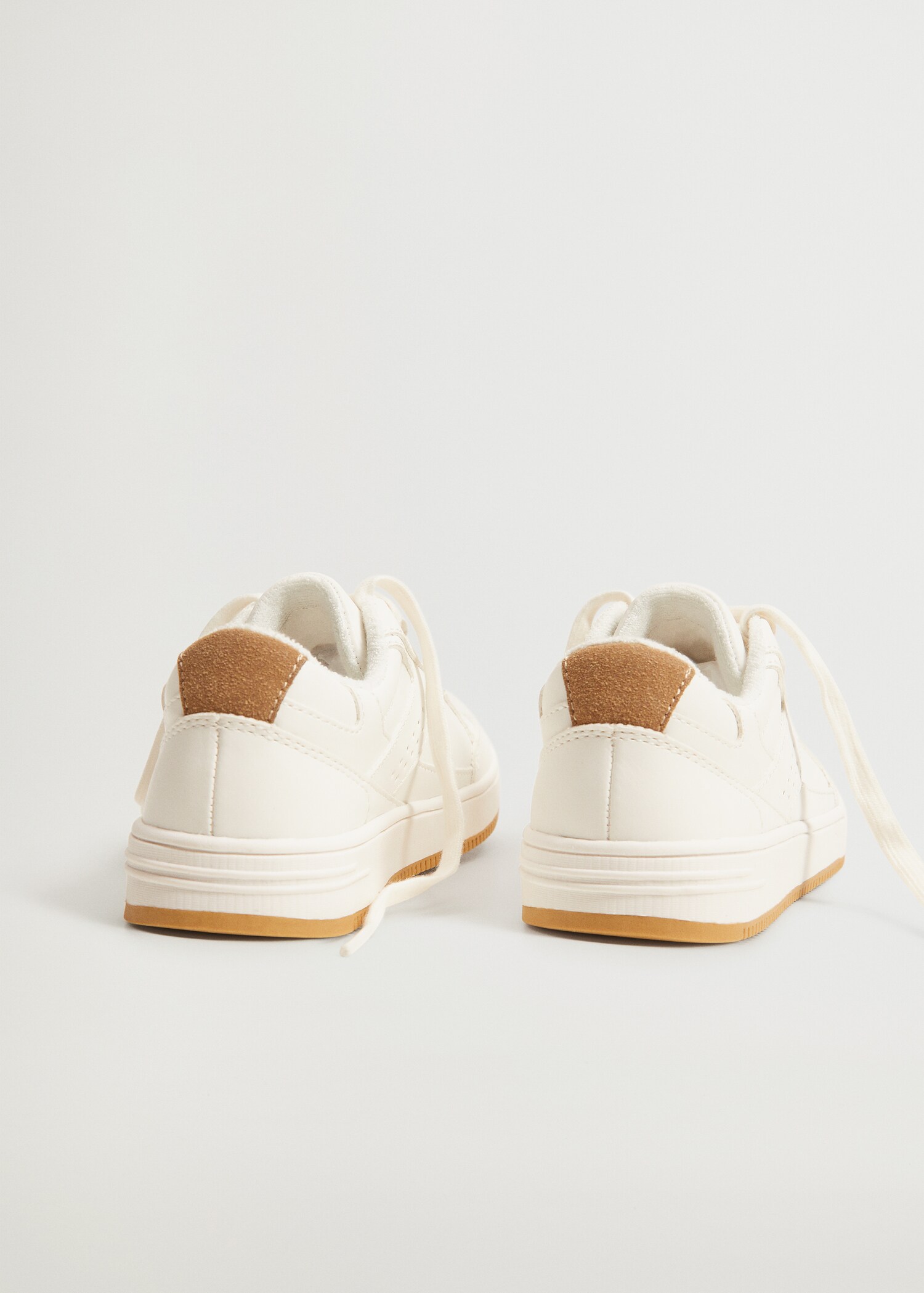 Vetersneakers - Detail van het artikel 2