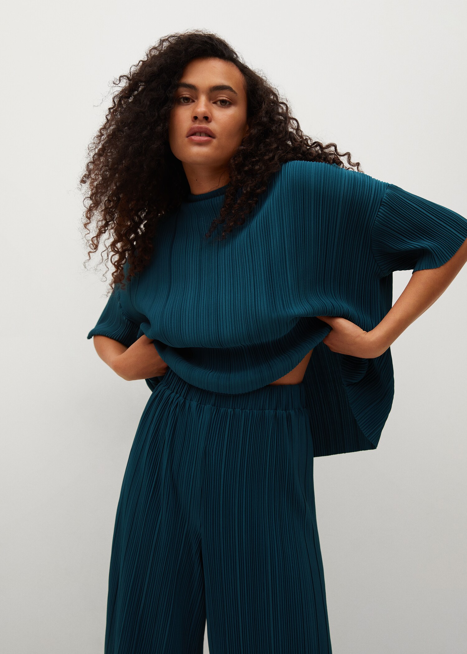 Textured culotte trousers - Details of the article 2