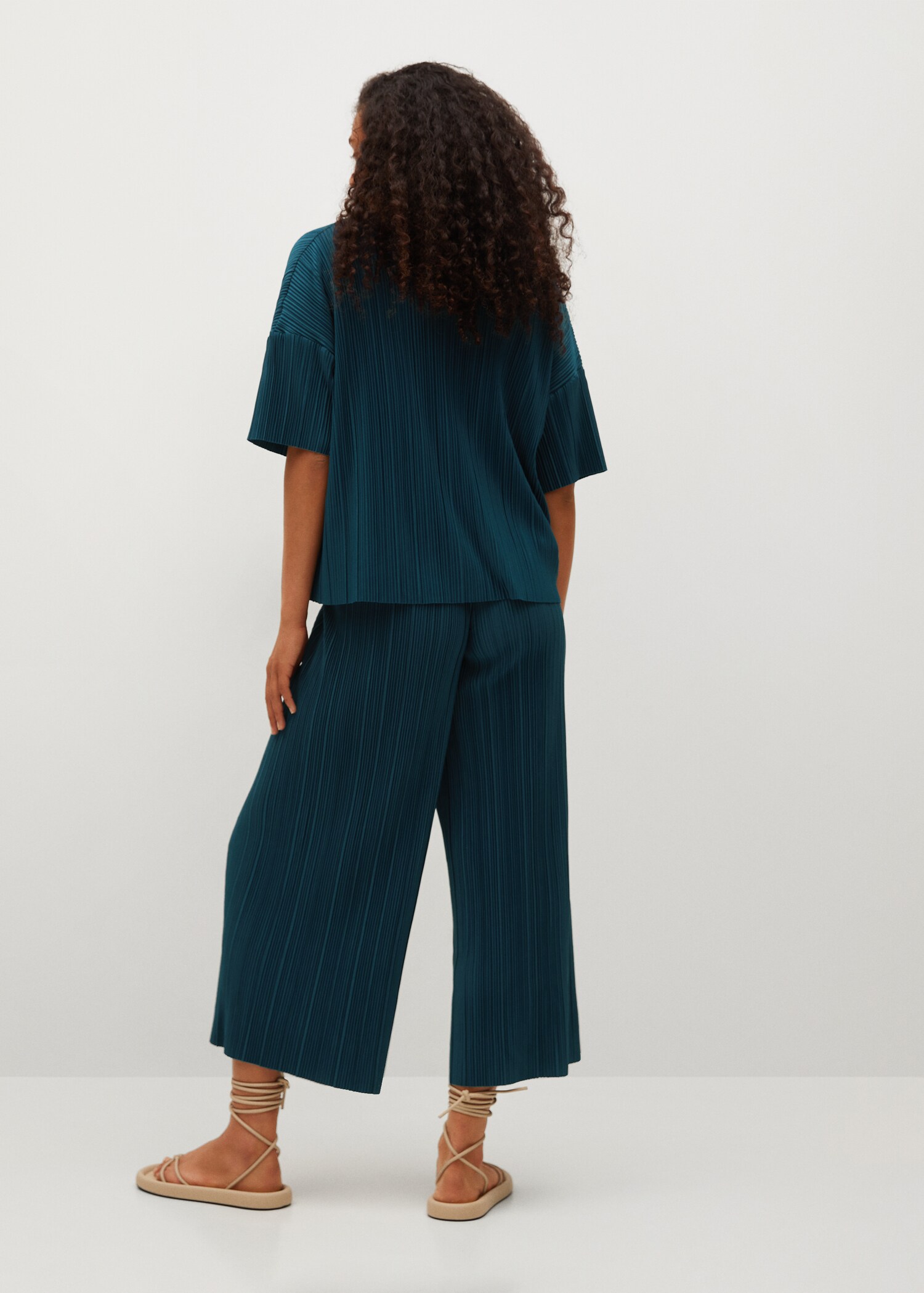 Textured culotte trousers - Reverse of the article
