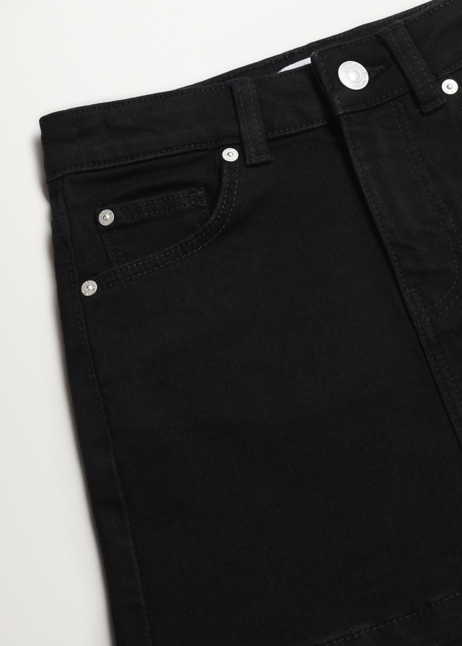Short denim skirt - Details of the article 8