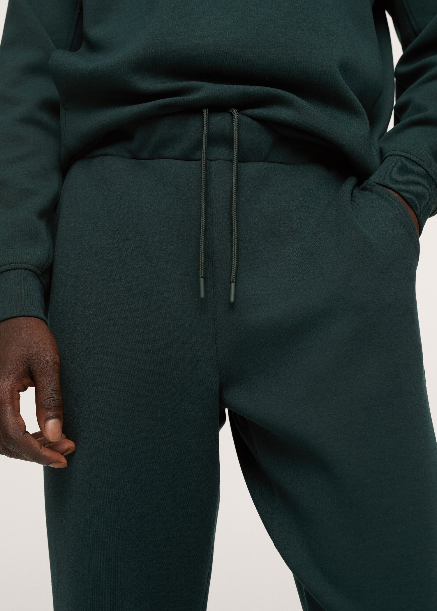 Pantalón jogger termorregulador - Detalle del artículo 1