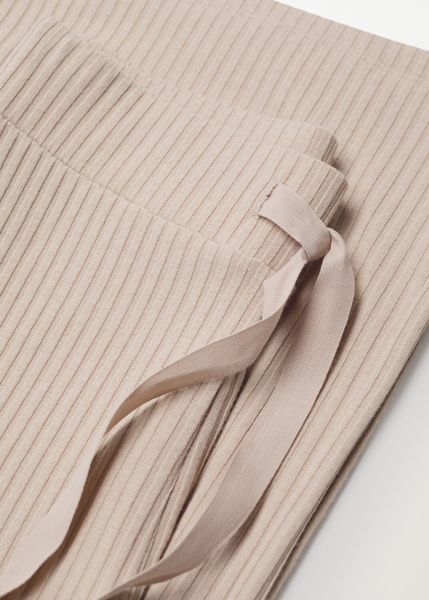 Ribbed knit trousers - Details of the article 8