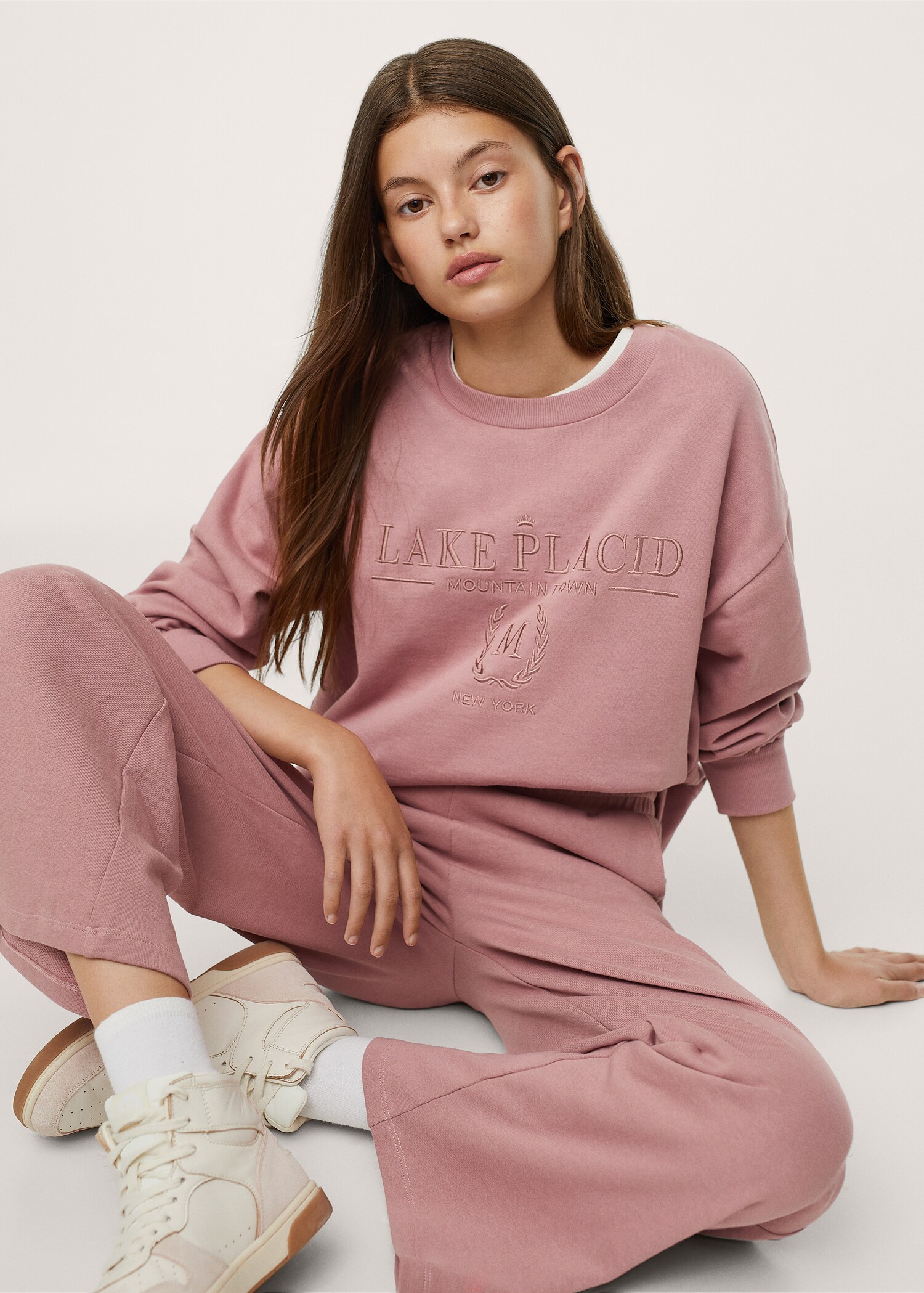 Embroidered message sweatshirt - Details of the article 1
