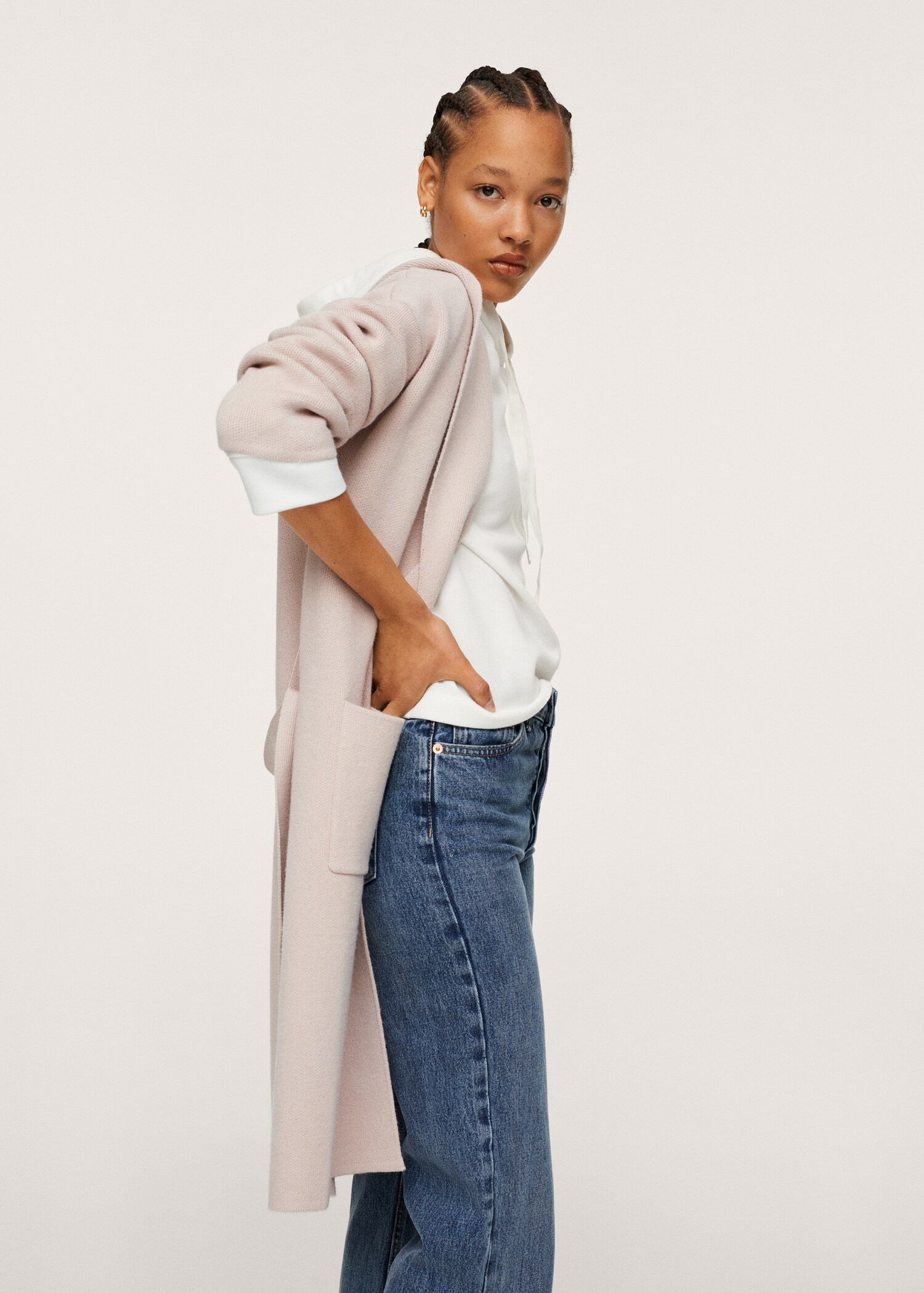 Abrigo oversize capucha - Plano medio