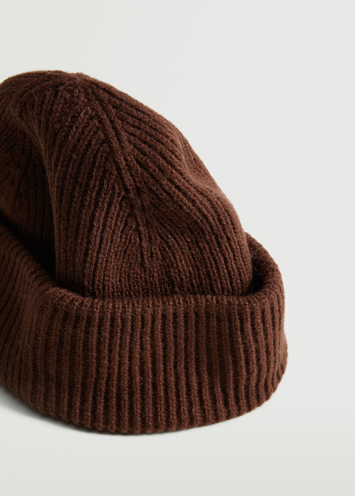 Short knitted hat - Details of the article 2