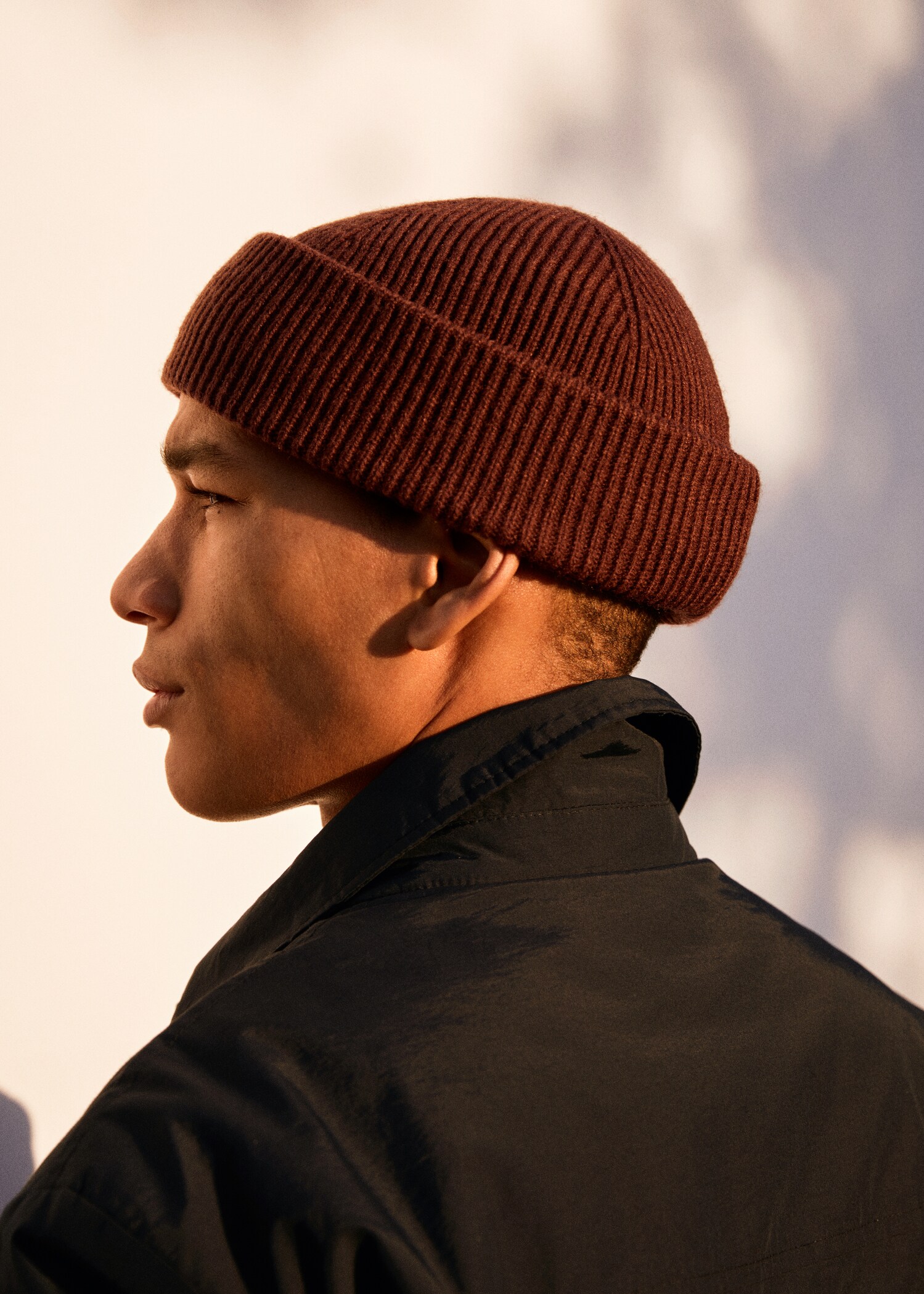 Short knitted hat - Details of the article 7