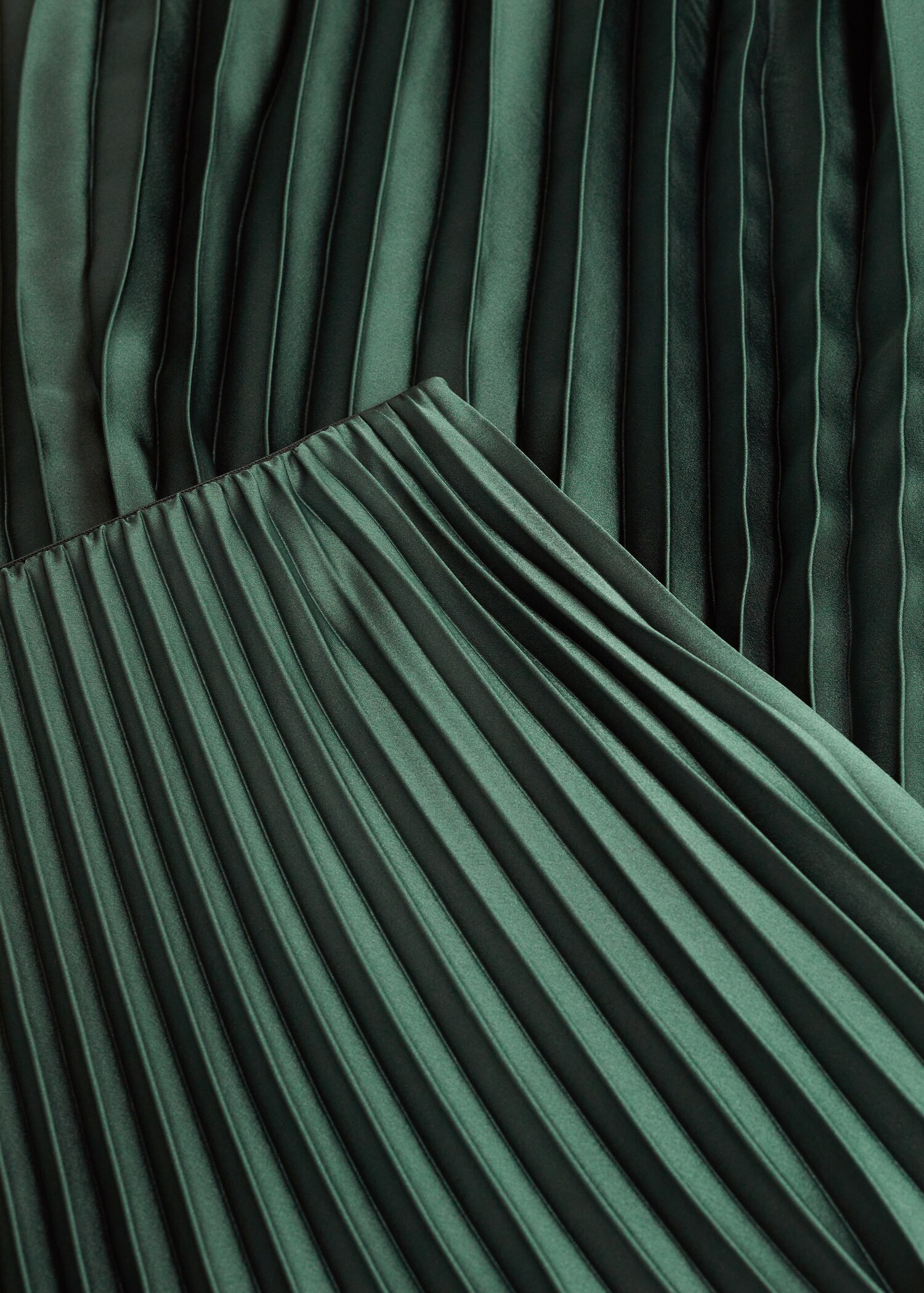 Satin pleated skirt - Details of the article 8