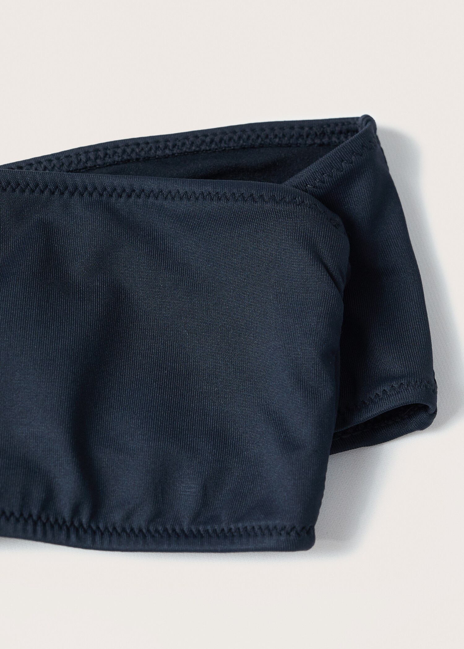 Bandeau top - Details of the article 8