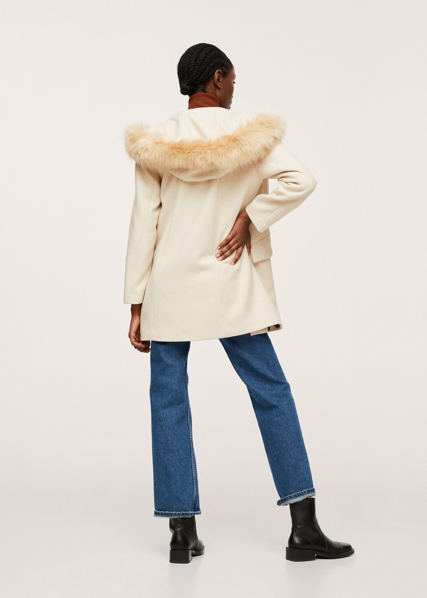 Faux fur hooded coat removable - Reverse of the article