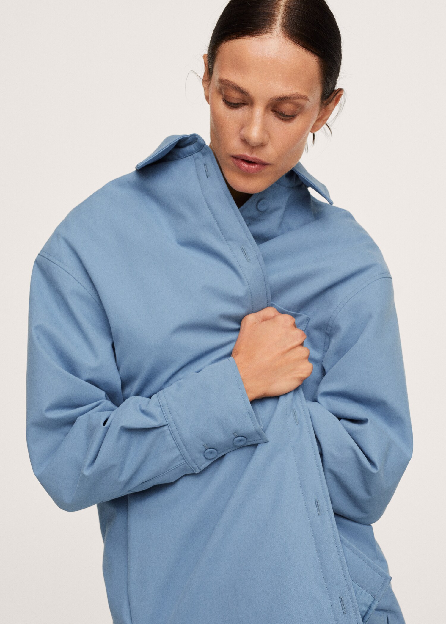 Oversized Overshirt mit Taschen - Detail des Artikels 2